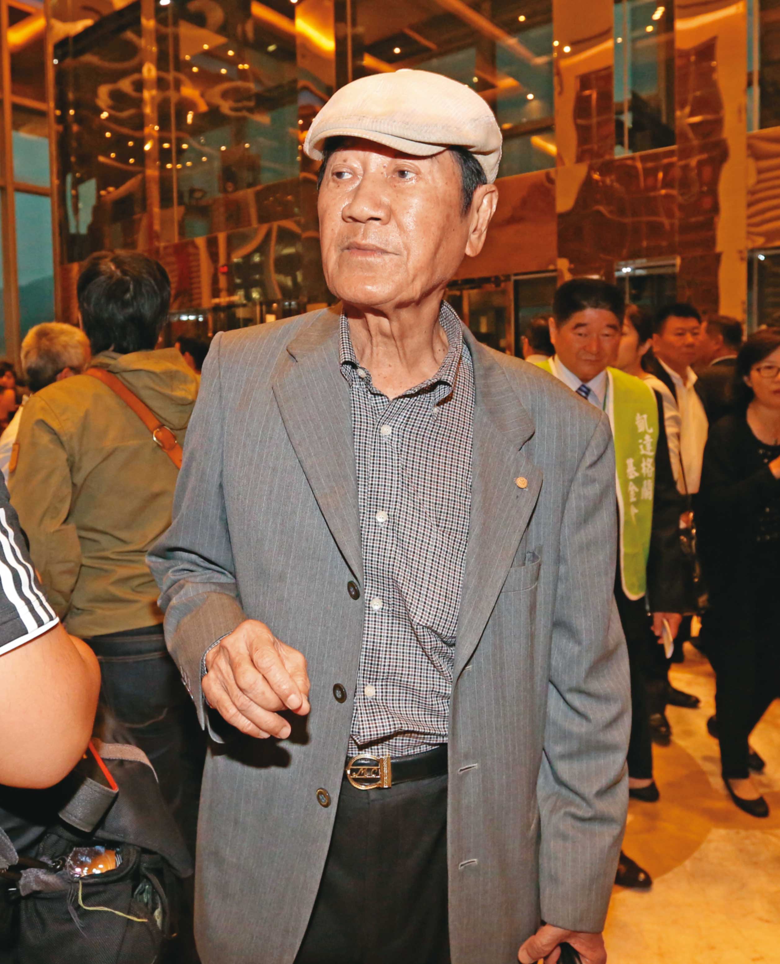 陳唐山因罪證不足獲不起訴,他在臉書感謝檢察官還他清白。