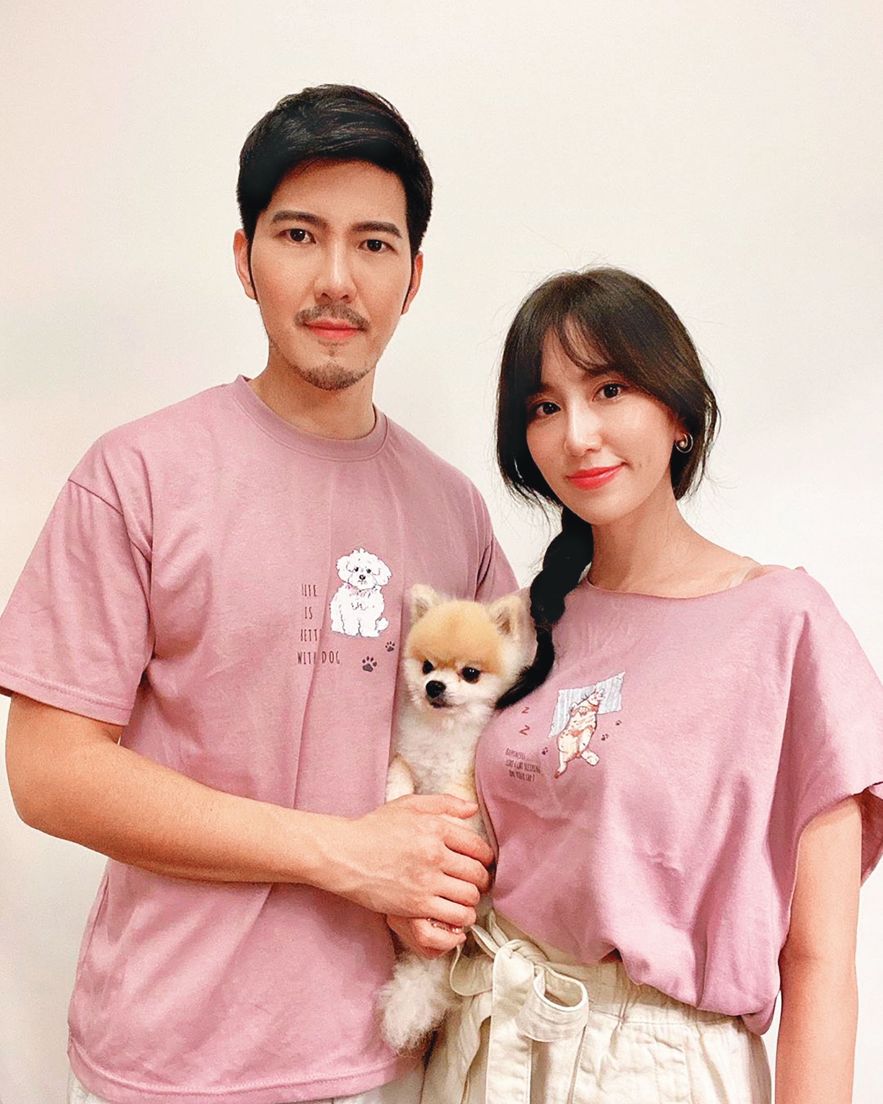 Apple（右）和男友趙國翔（左）今年2月兩人大方認愛，表示以結婚為前提交往。（翻攝自Apple IG）