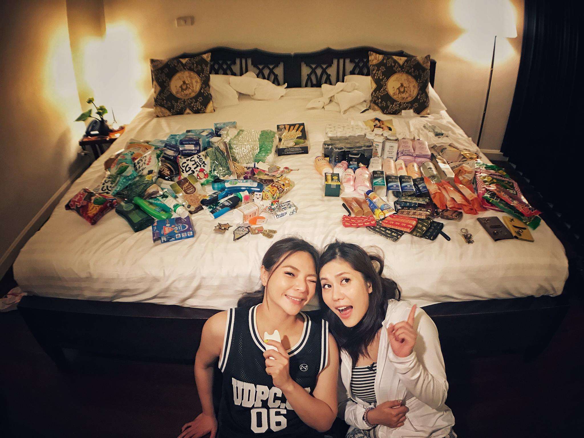 王宇婕和小甜甜是好閨密,2人更曾一起出演旅遊實境節目。(翻攝自閨密的奇幻旅程臉書)