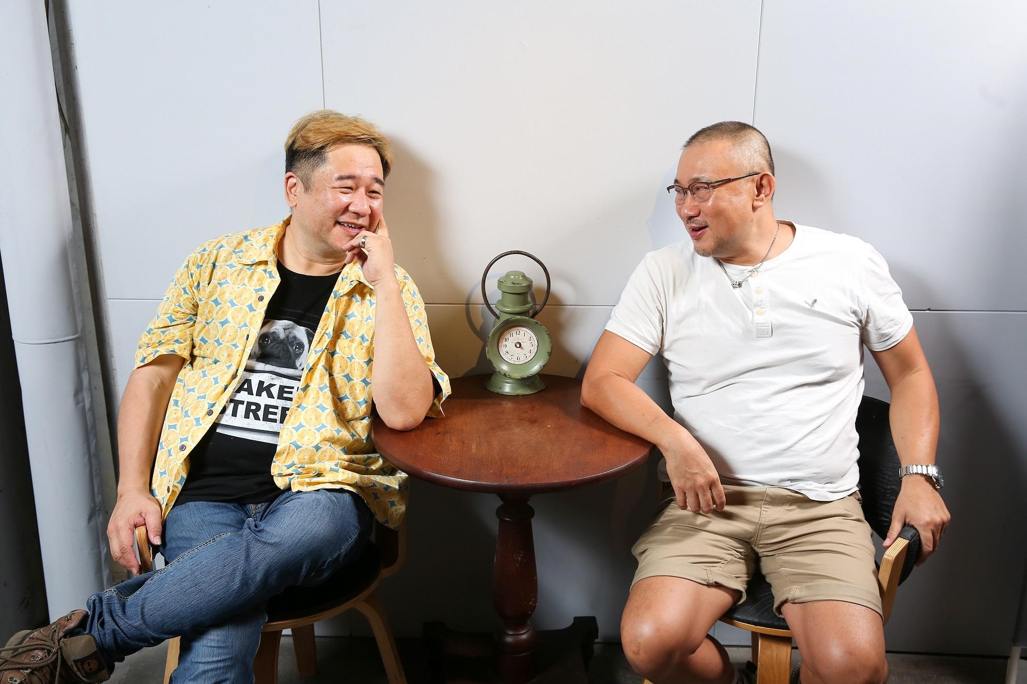 瞿友寧（左）說服柳廣輝（右）將高中時代故事寫成劇本，瞿更大力投資拍成電影。
