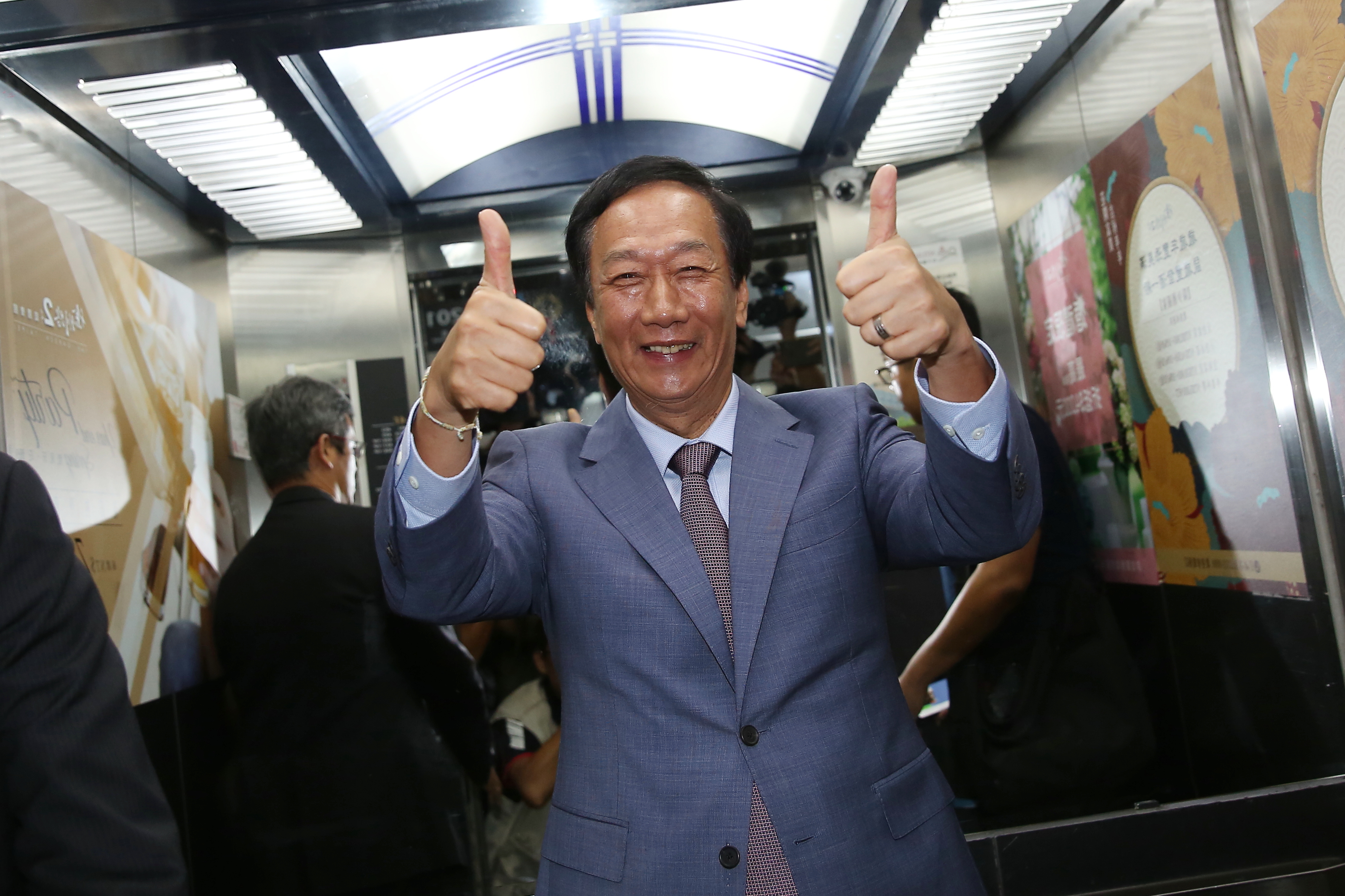 鴻海今年股東會喊出「3＋3」轉型，10月16日首度舉辦「鴻海科技日」，被視為鴻海送給郭董的生日大禮。