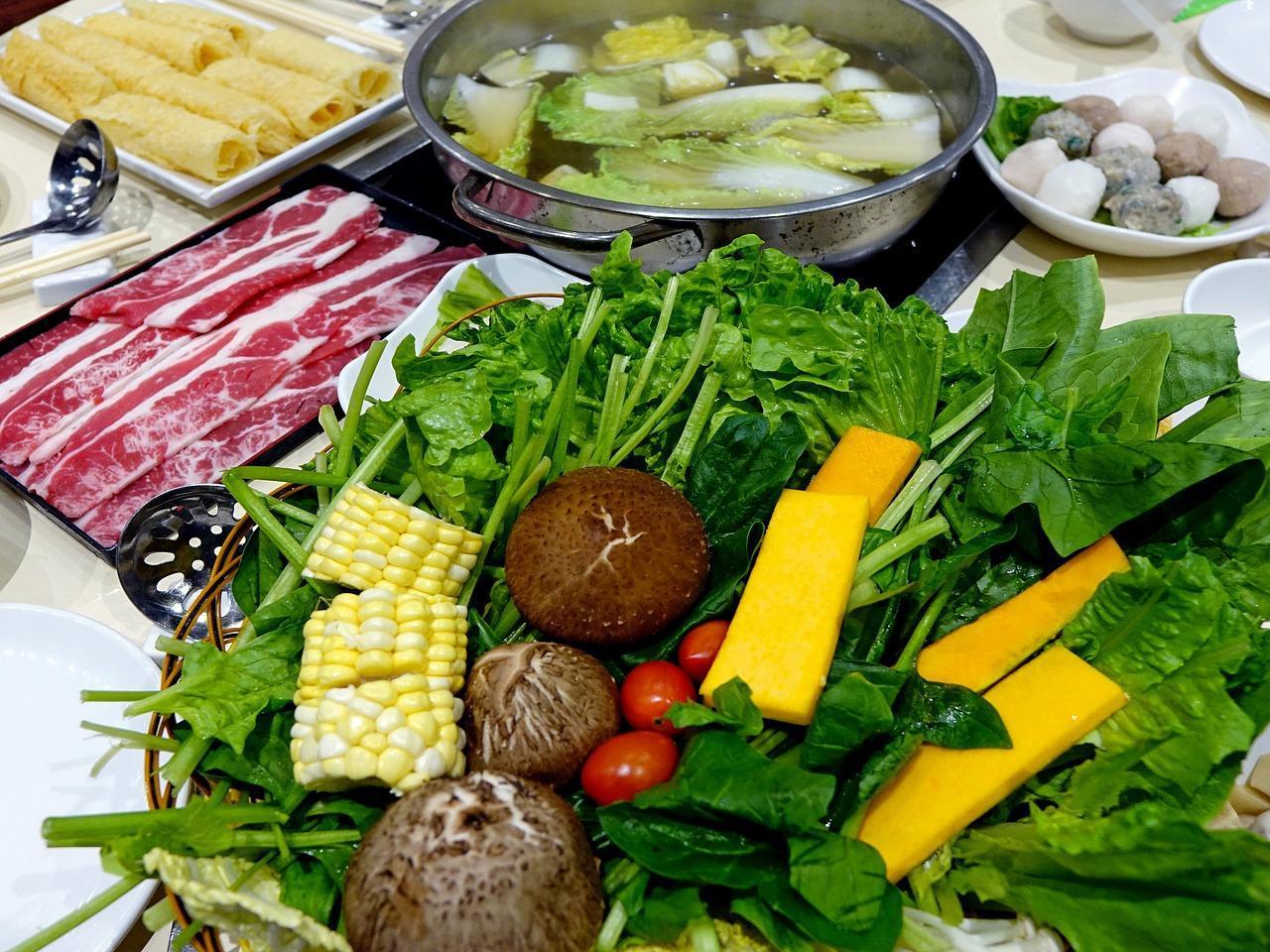 新北市三峽區一對合開火鍋店的情侶,疑似因為經濟壓力太大,日前被發現陳屍住處並留下遺言。(Pixabay/Jason Goh)
