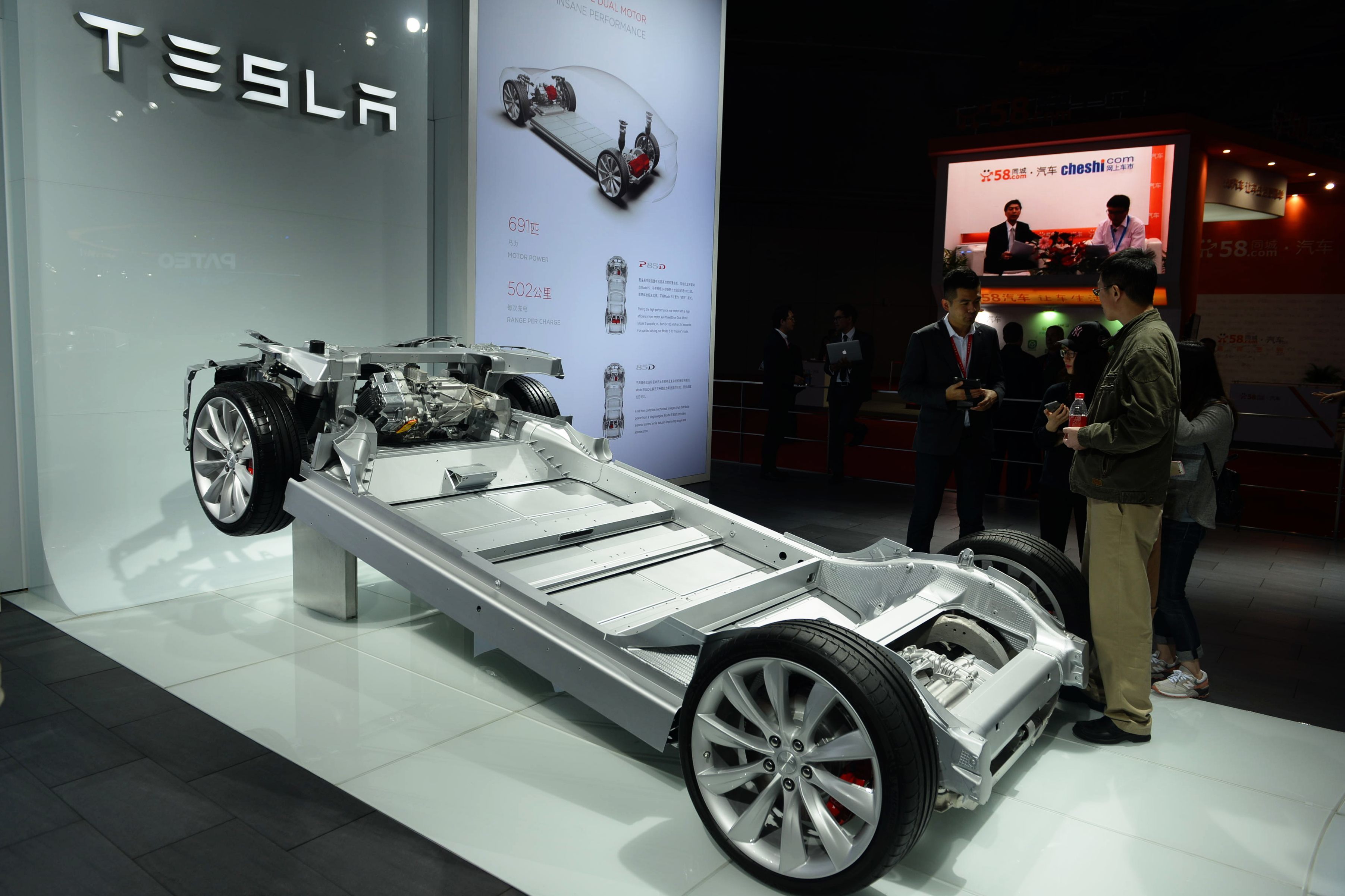 電動車已成為趨勢，相關零組件供應商值得留意。（東方IC）