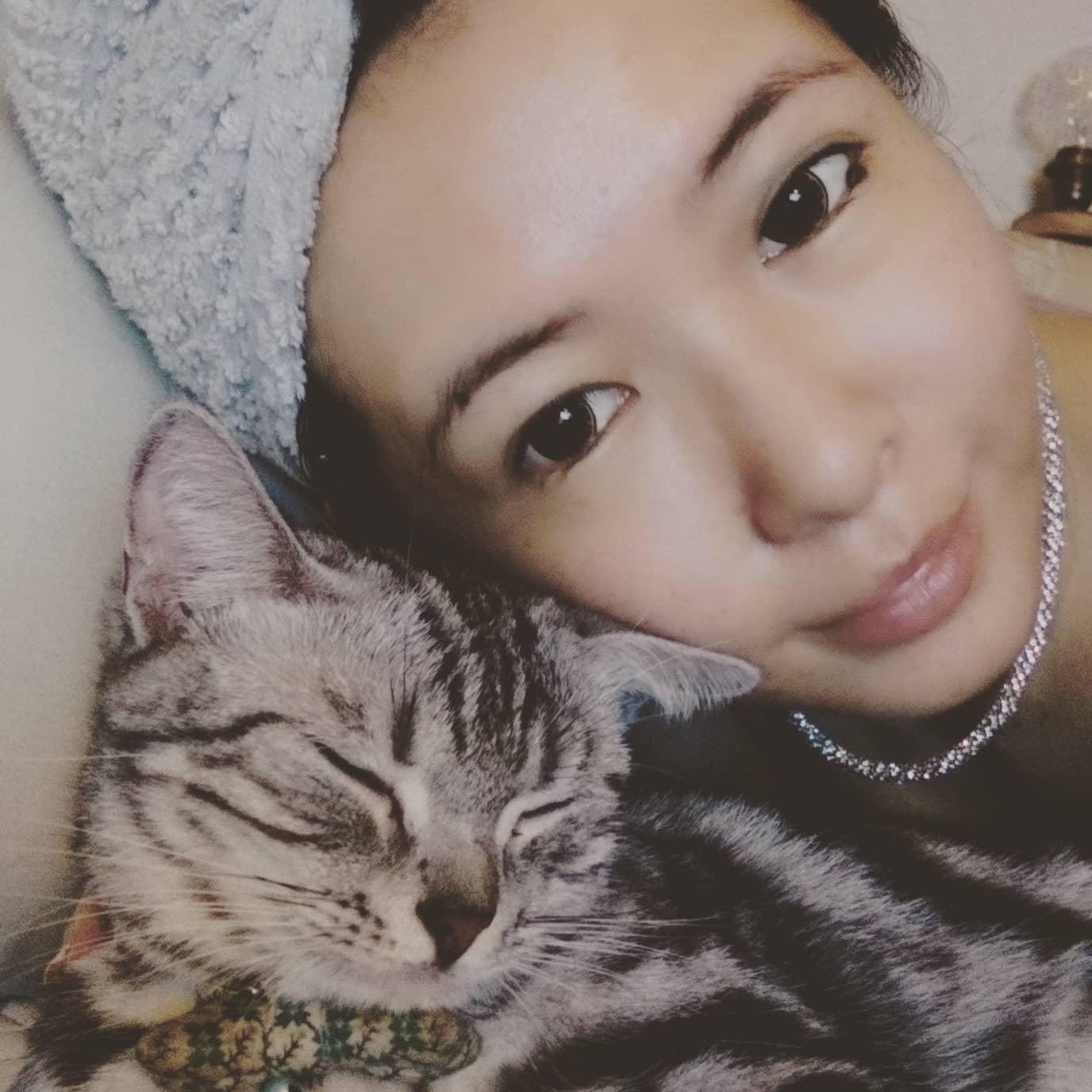 Makiyo自曝曾遭網路霸凌，身心俱疲讓她失眠嚴重到吃安眠藥也無效。（翻攝自Makiyo臉書）
