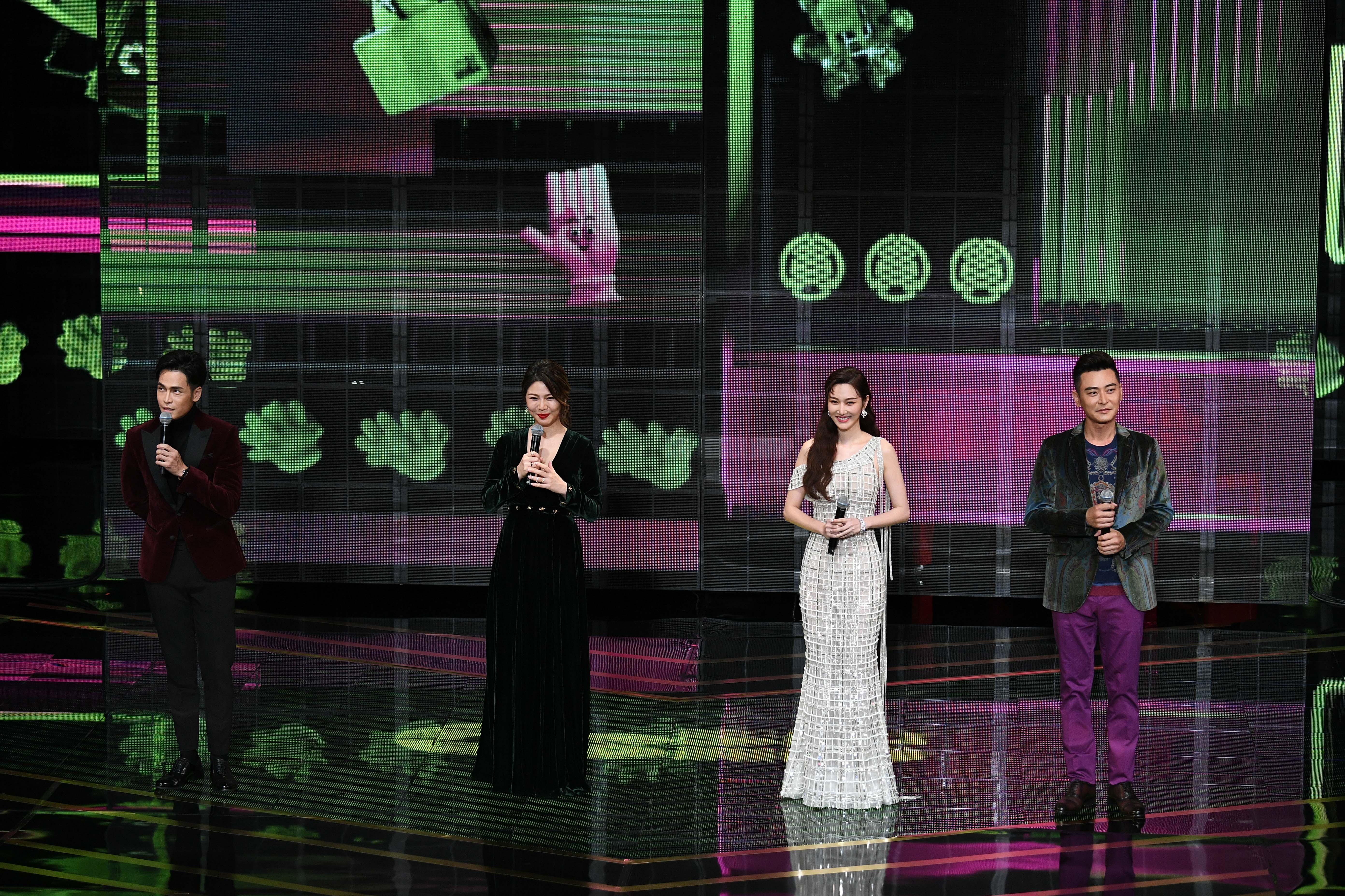 Gino（左起）、白家綺、曾莞婷、陳冠霖共同擔任第一階段主持工作。（三立提供）