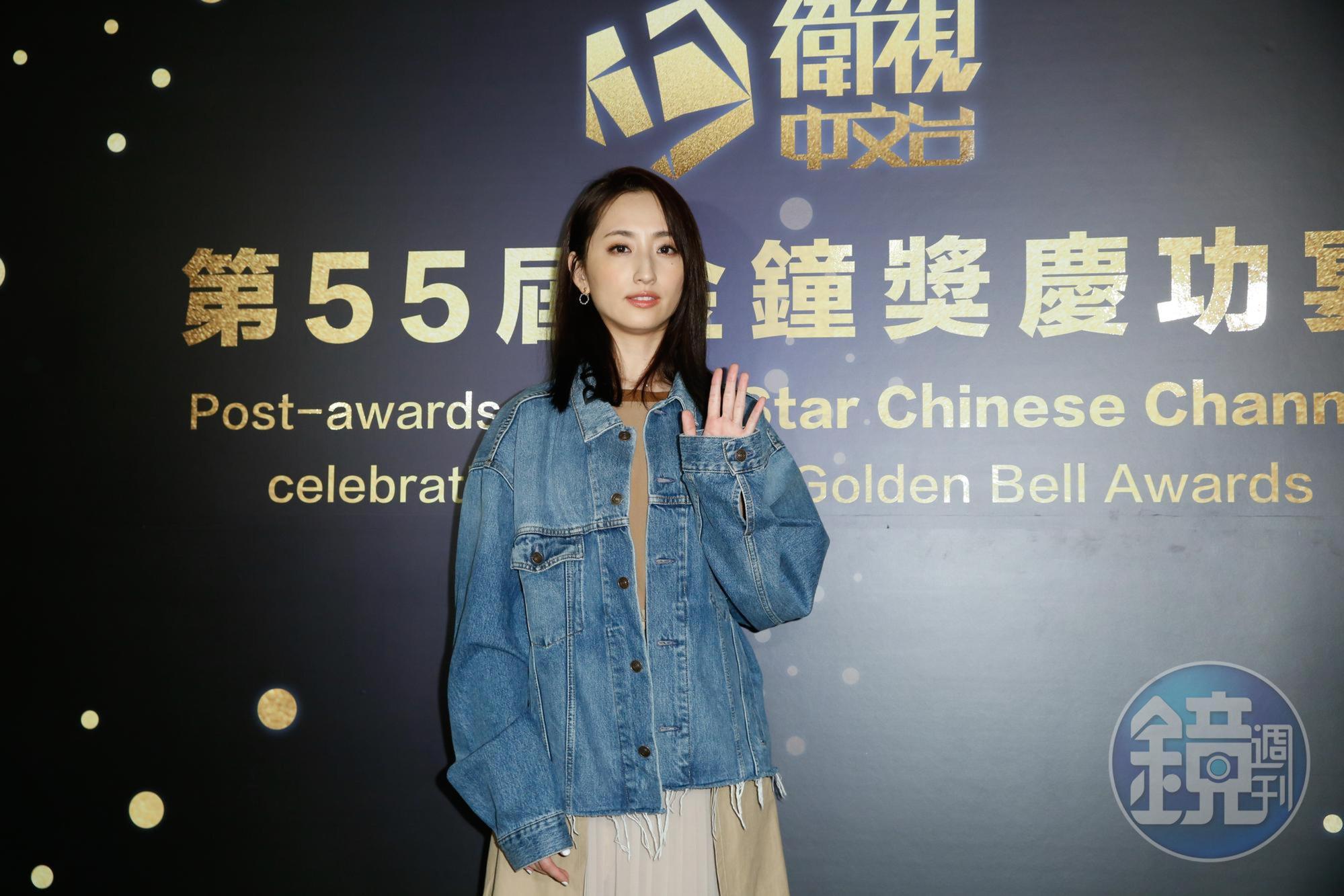 柯佳嬿凌晨兩點趕來慶功宴,坦言還是無法感到開心。