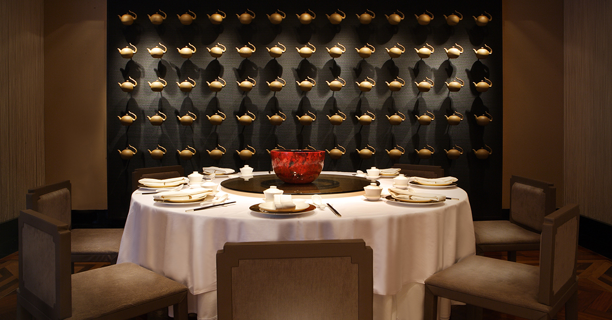 台北國賓粵菜廳飄香超過半世紀，連續三年榮獲米其林餐盤推薦。