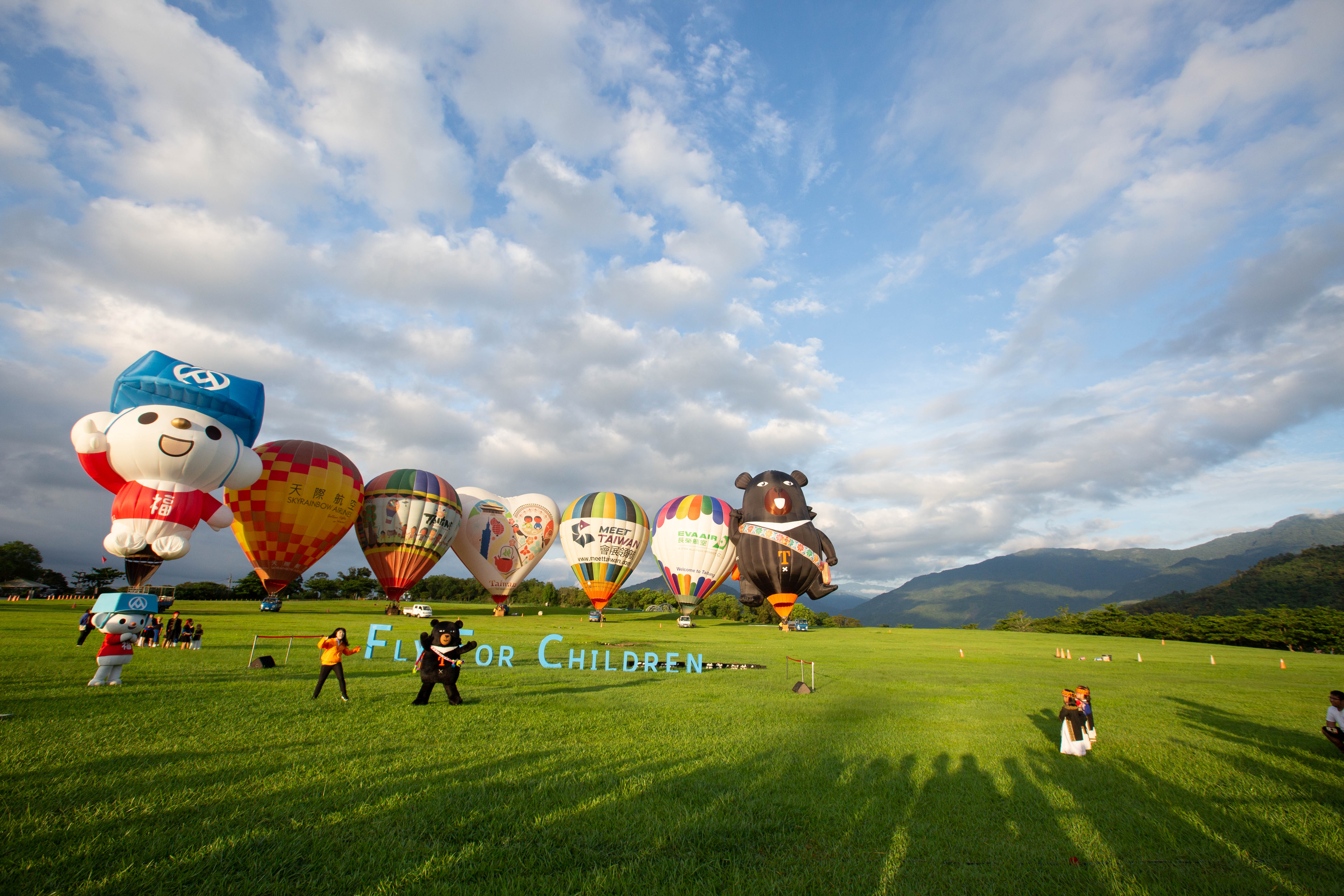 安心旅遊確定續辦至10月底，至於11月之後的國旅，交通部長林佳龍表示已展開相關評估。（本刊資料照）