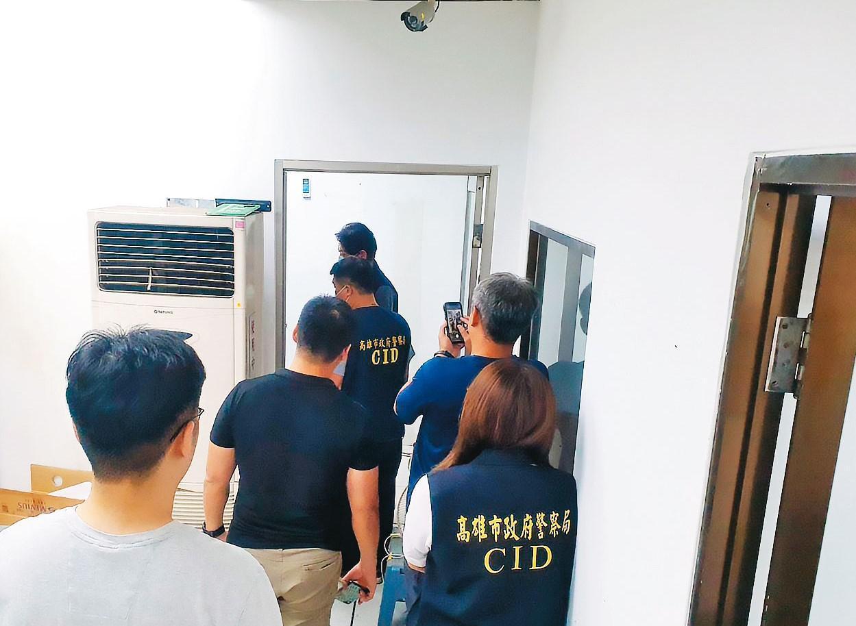 高雄市刑大在王嫌位於北市松山區的機房中,發現高達130萬張的色情照片、影片,受害者有未成年少女。(翻攝畫面)