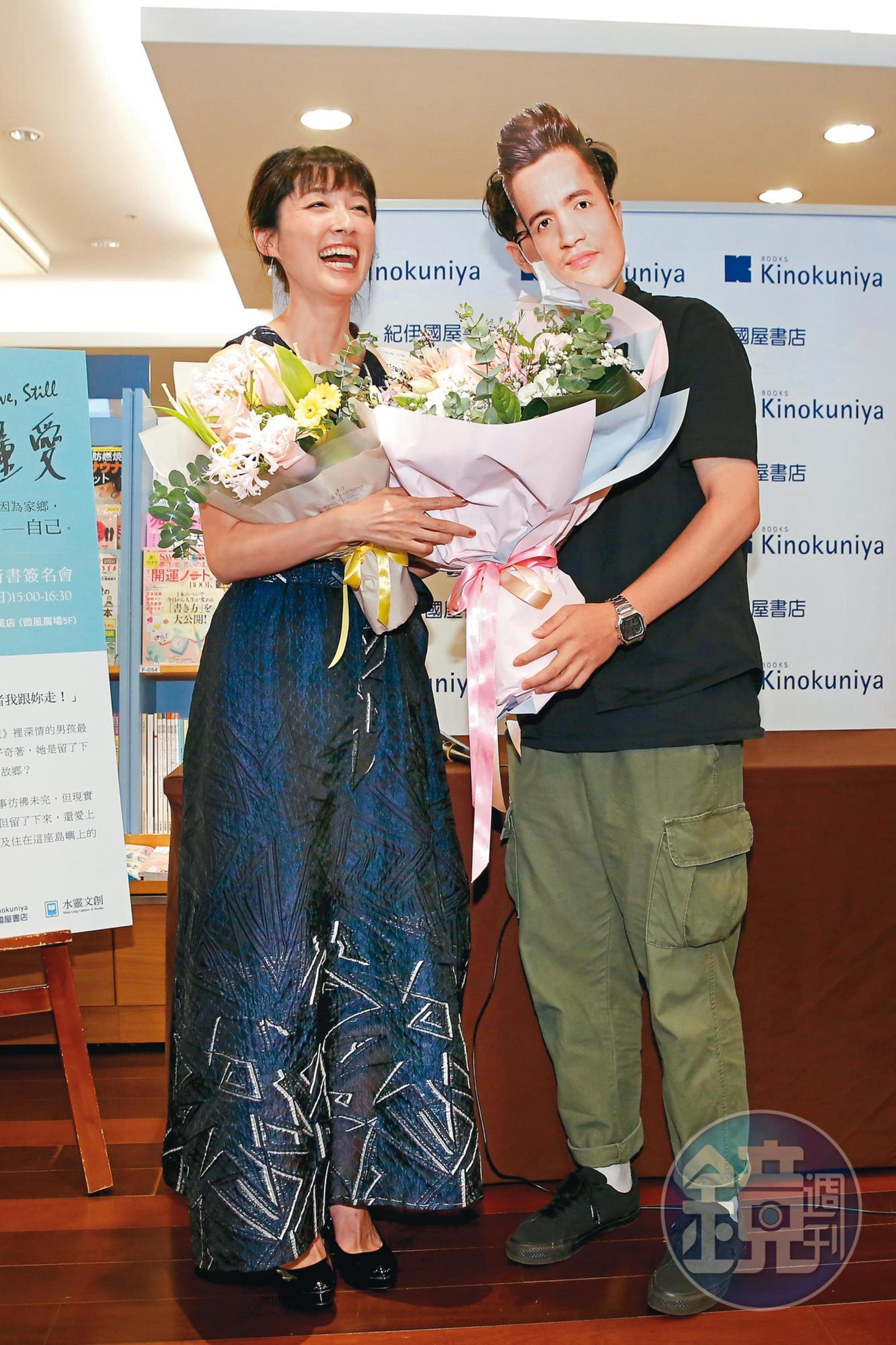 日前田中千繪舉辦新書《四十,仍懂愛》簽名分享會,主辦單位安排小鮮肉假扮范逸臣製造話題。