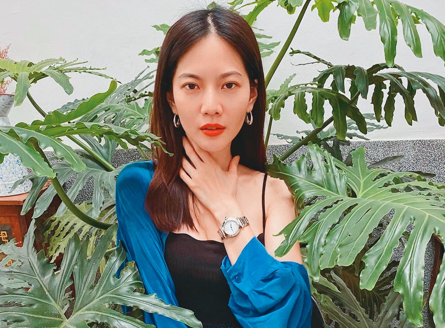 曾之喬結婚後轉型youtuber，且接下不少代言。（翻攝曾之喬臉書）