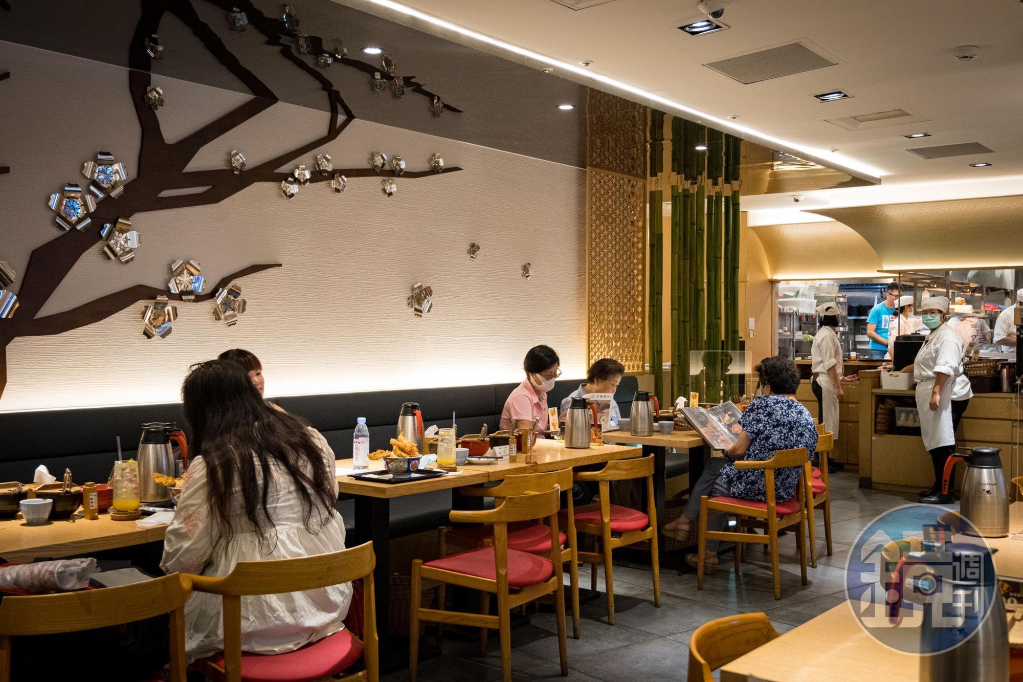 兩款霸氣的天丼僅在新光三越A8店、微風北車店兩家門市推出。