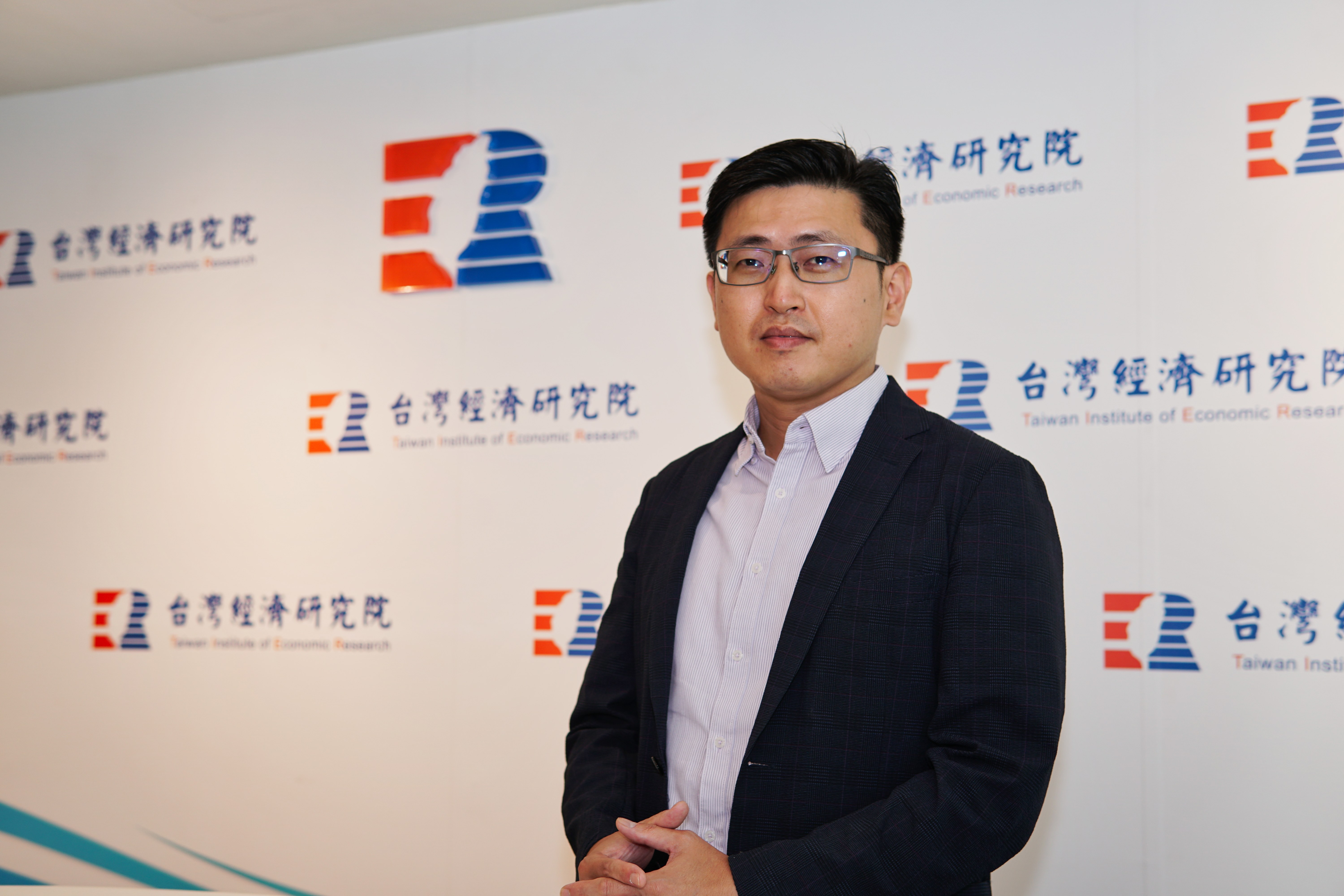 台經院近年接受政府委託投入角色產業研究，研究員盧俊偉也特別前往日、韓參訪，瞭解當地角色IP的發展現況。（周文凱攝）
