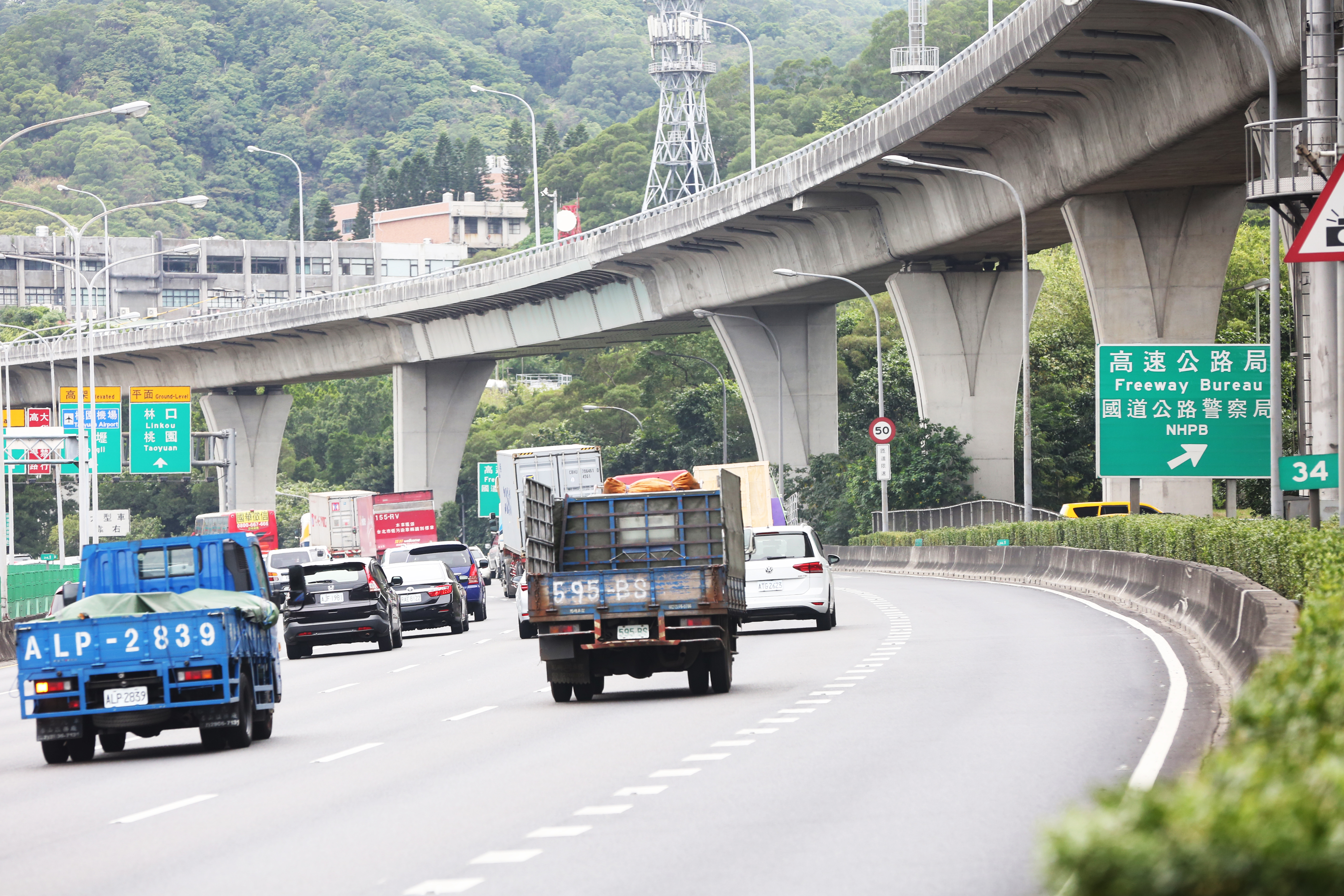 高公局預判今日國道7易塞路段，建議南向用路人提早出發。（本刊資料照）