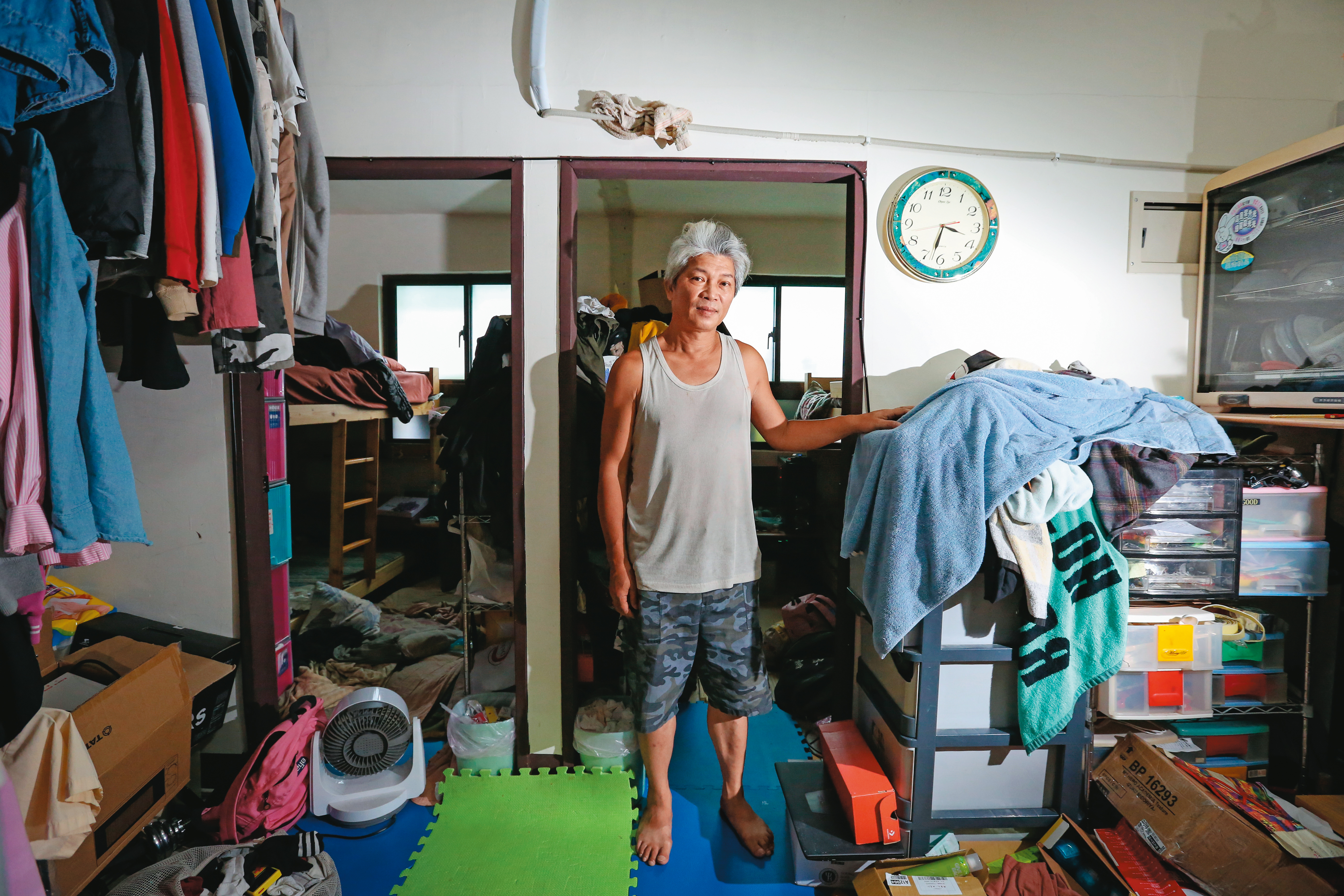 一家6口借住在安康平宅，雖然空間不足，但對田舜華來說，幸好有這個地方，小孩才能順利長大。