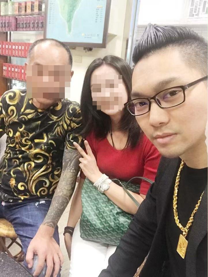 去年9月,連千毅等人引發的直播主之亂,就是在九如茶行喬事。(翻攝臉書)