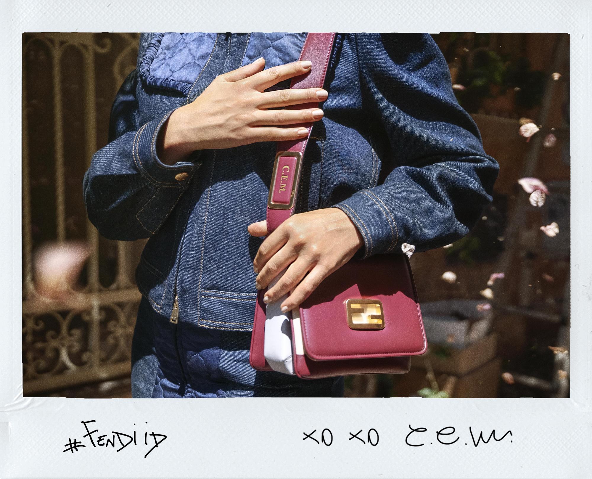 FENDI提供個人專屬訂製服務，FENDI ID斜背包附有可自訂姓名的金屬飾牌。NT$81,000（FENDI提供）