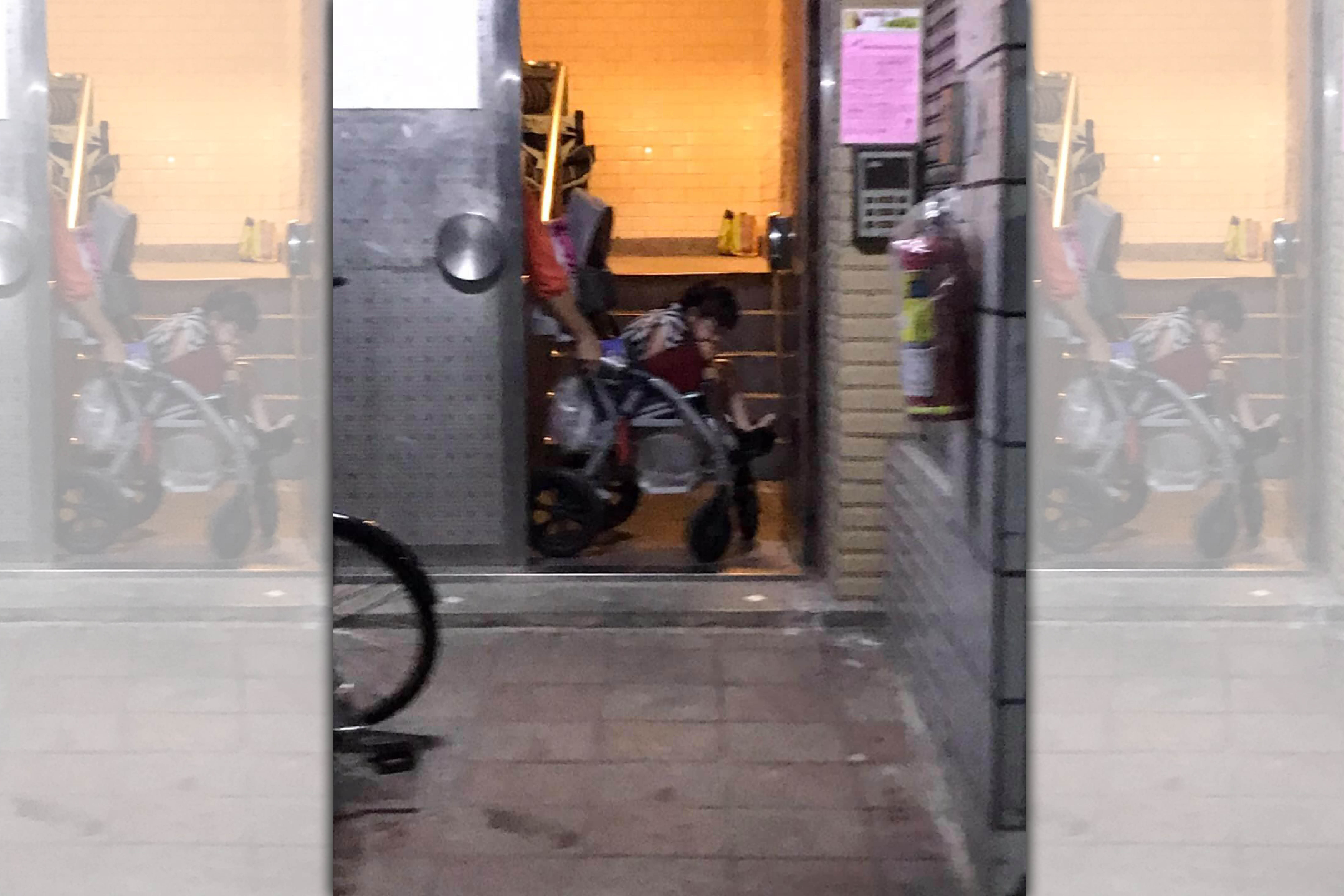 台北市民生社區昨日傳出外籍移工幫疑似虐打坐輪椅的身障小女孩，家屬事後則出面澄清表示是誤會一場。