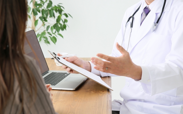 一名婦女因下體不斷流血而求醫，沒想到竟是因為「懷孕」讓人不可置信。（圖源：Photo-AC）