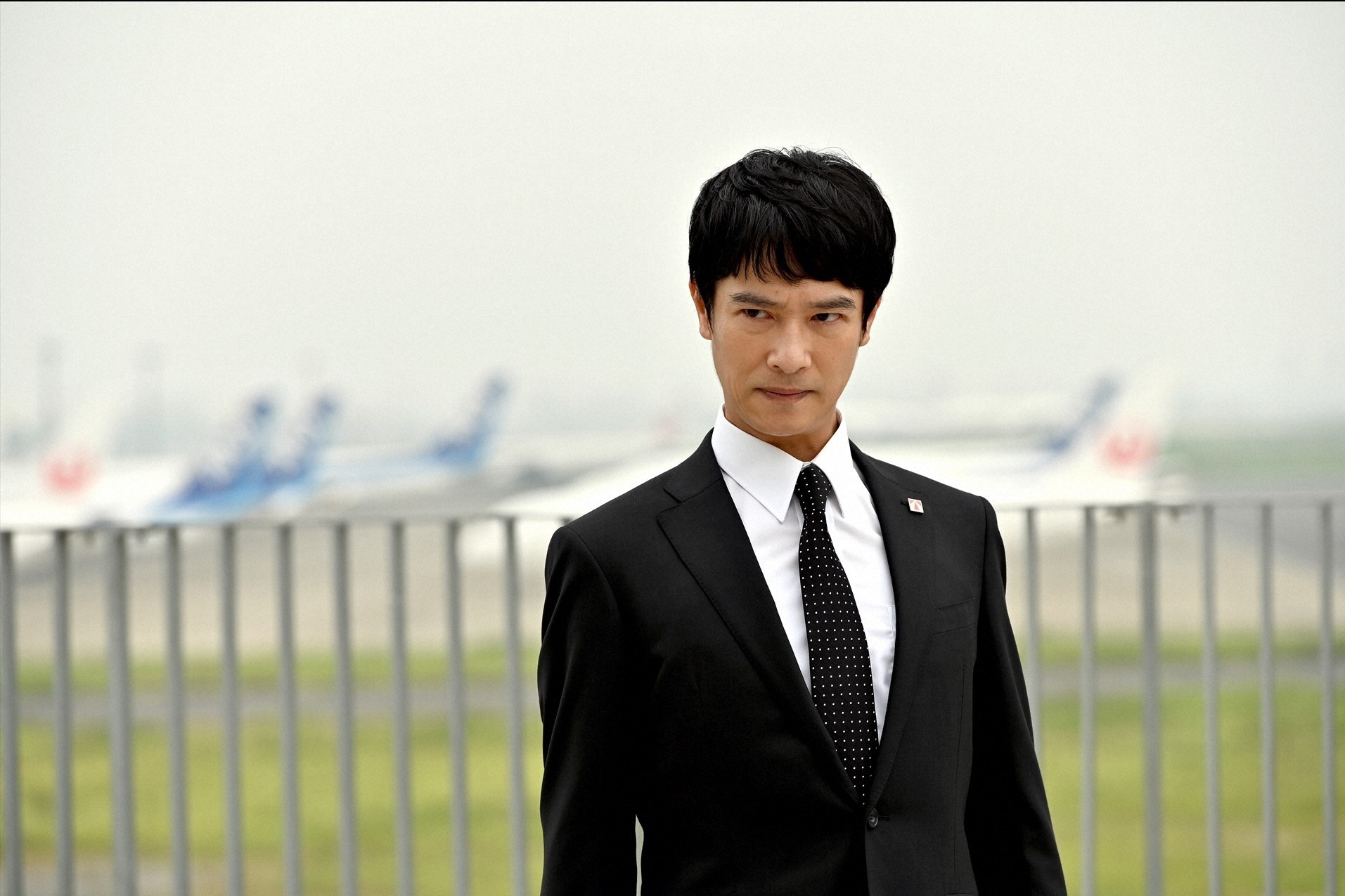 《半澤直樹》續篇開拍後受到疫情影響，兩度停工導致進度落後。（緯來日本台提供）