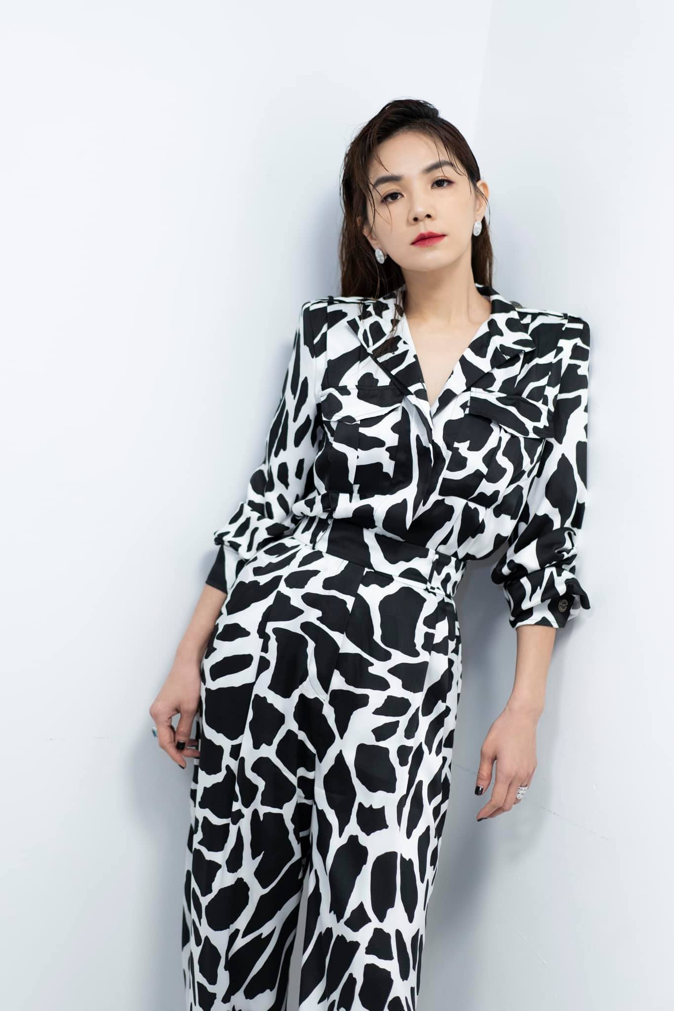 今年疫情影響下，Ella 卻成為吸金之王，今年有9支廣告。（翻攝Ella臉書）