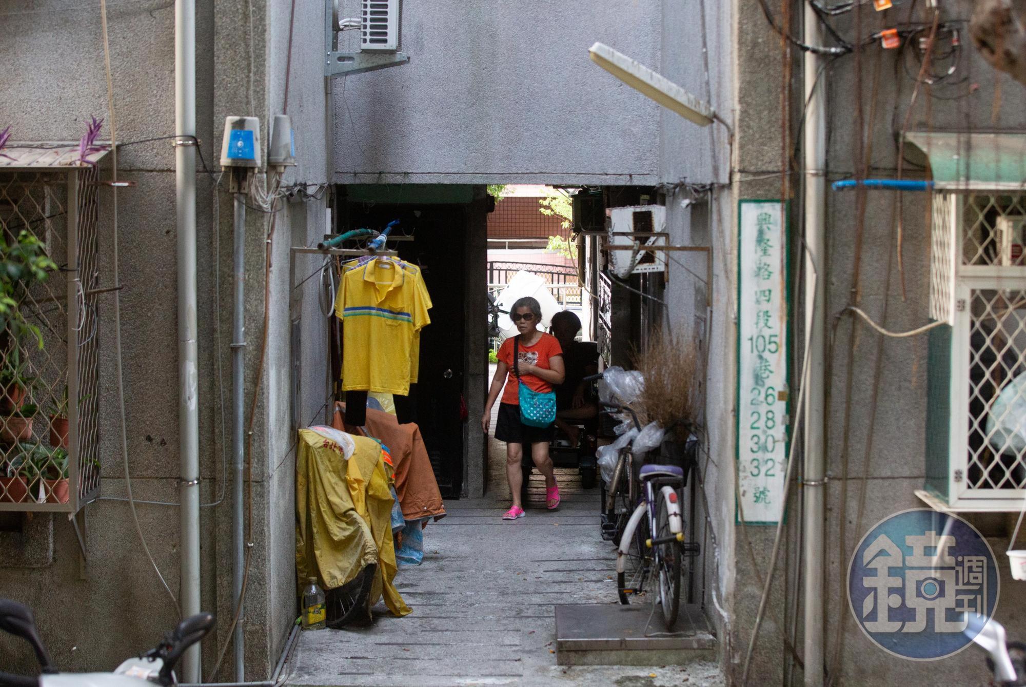 安康平宅改建為社會住宅,代表提供平宅借住以達扶助貧弱的社福制度即將消失。