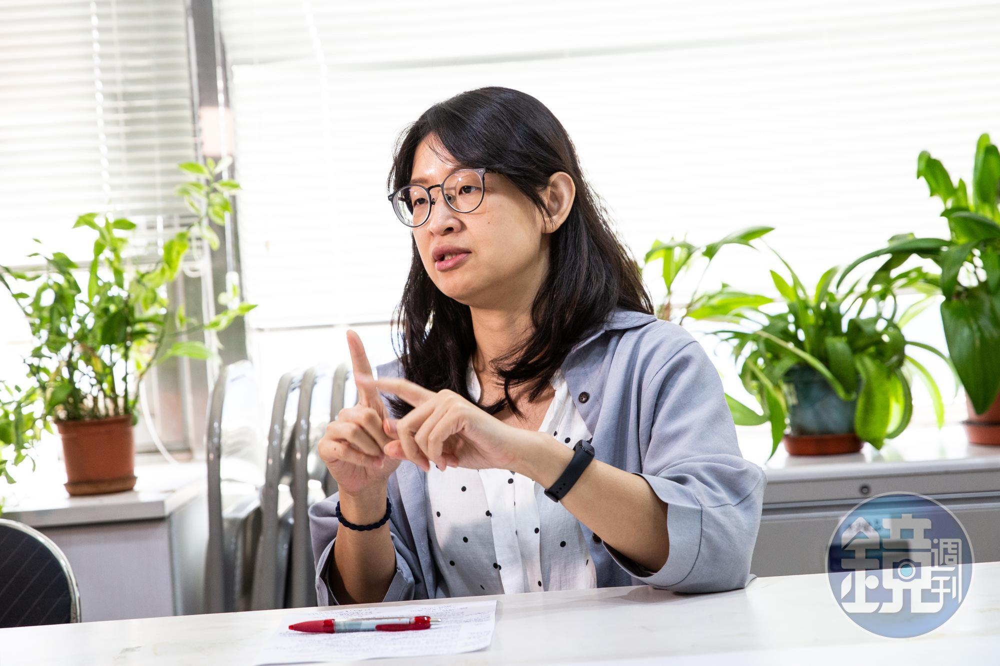 社會住宅推動聯盟辦公室主任林育如,希望政府在社宅政策上能貼近弱勢族群的需求,提供更多名額之外也降低租金。