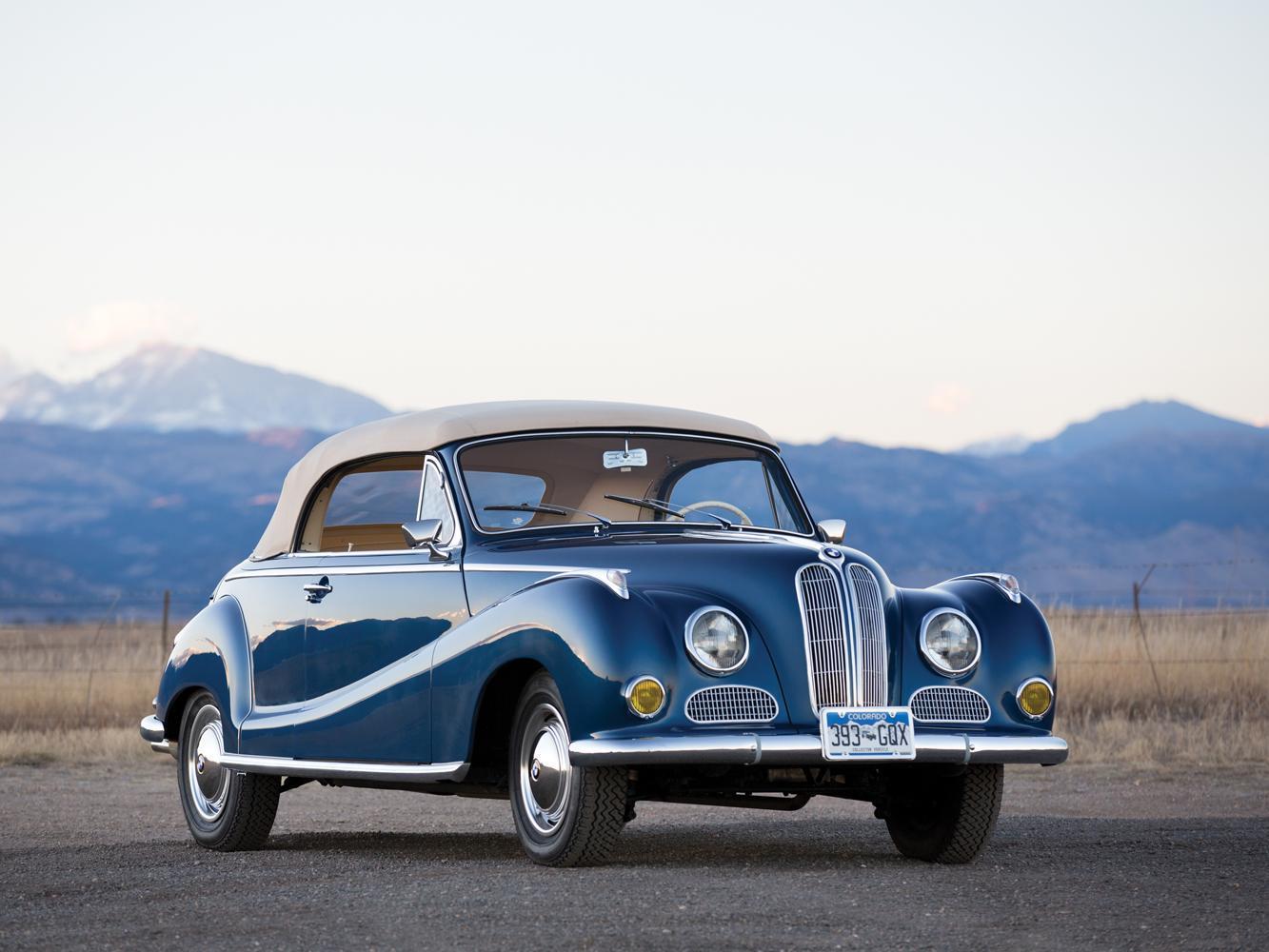 BMW 502不僅比同時代的競爭對手Mercedes-Benz 220a（W180 I）快，同時也是當時德國最快的量產轎車。