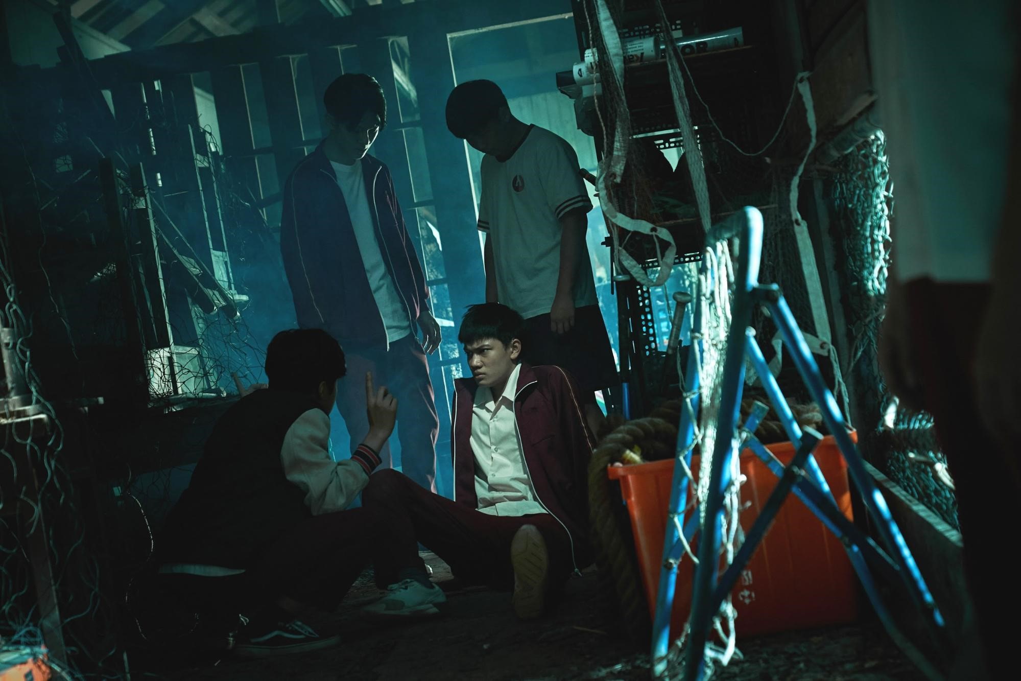 柯貞年編導的首部電影《無聲》由劉子銓（前右）、金玄彬（前左）主演，揭開特教學校的祕密，在今年金馬獎獲8項提名。　（CatchPlay提供）