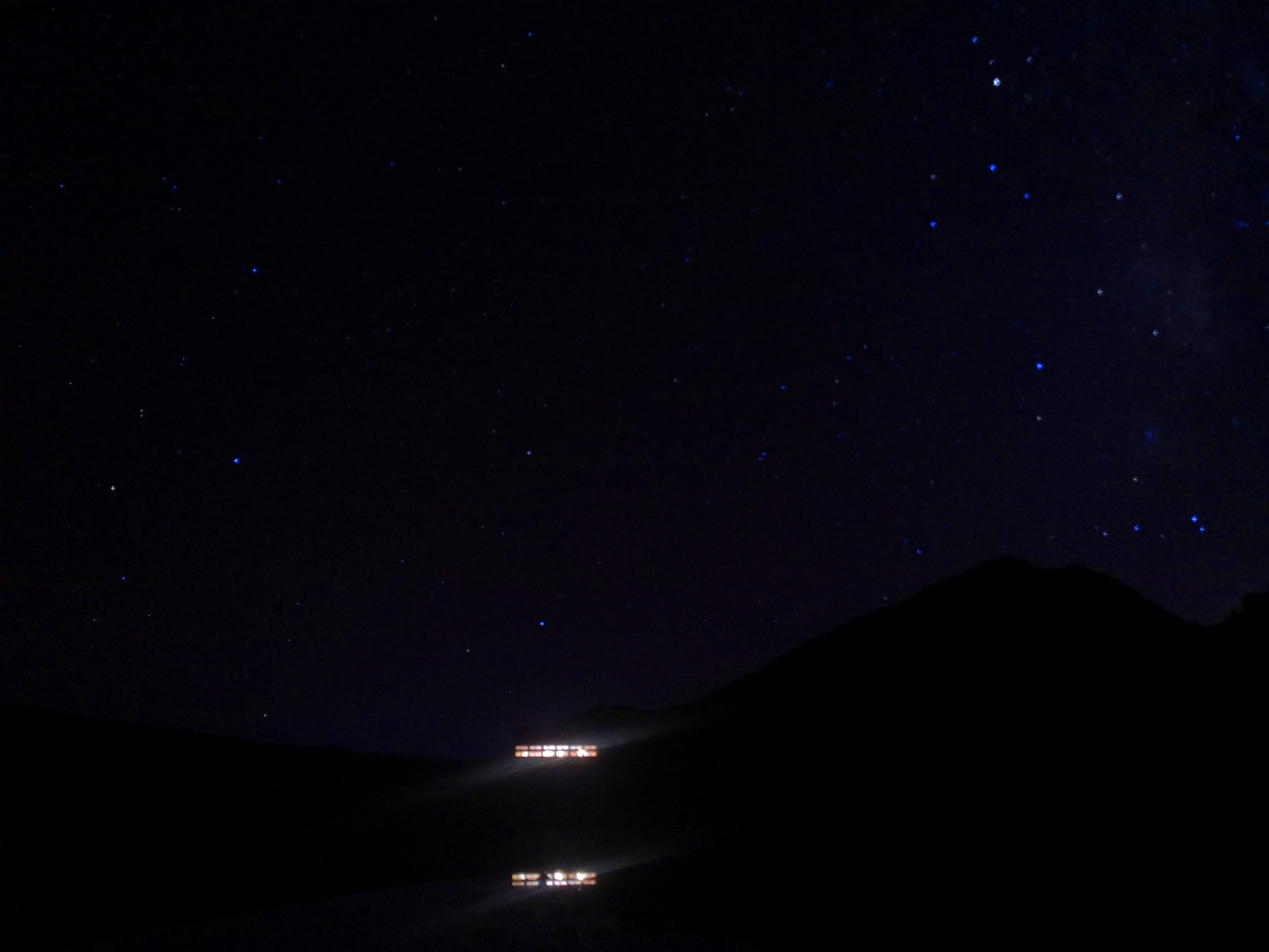 天氣好的話,夜間有星空陪伴。