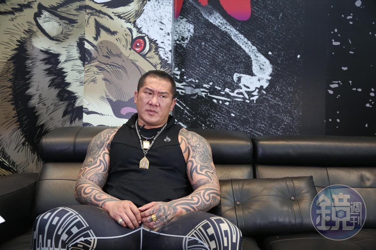 館掌直言砸千萬查幕後藏鏡人,並狠嗆槍手和律師「接下來是你要怕了」。(本刊資料照)