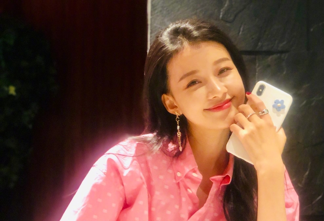 孫怡在澡堂被認出還索合照，讓她相當尷尬。（翻攝自孫怡微博）