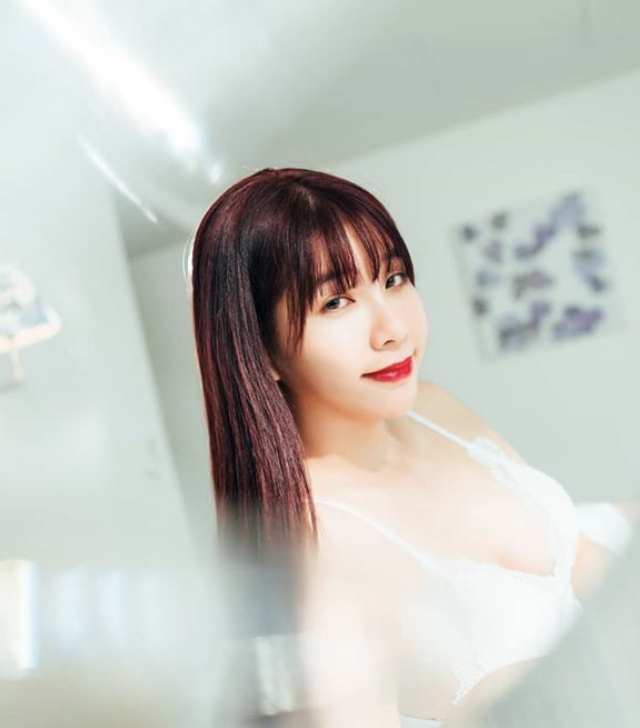 吳夢夢長相甜美,時常分享福利照讓粉絲大飽眼福。(翻攝自吳夢夢IG)