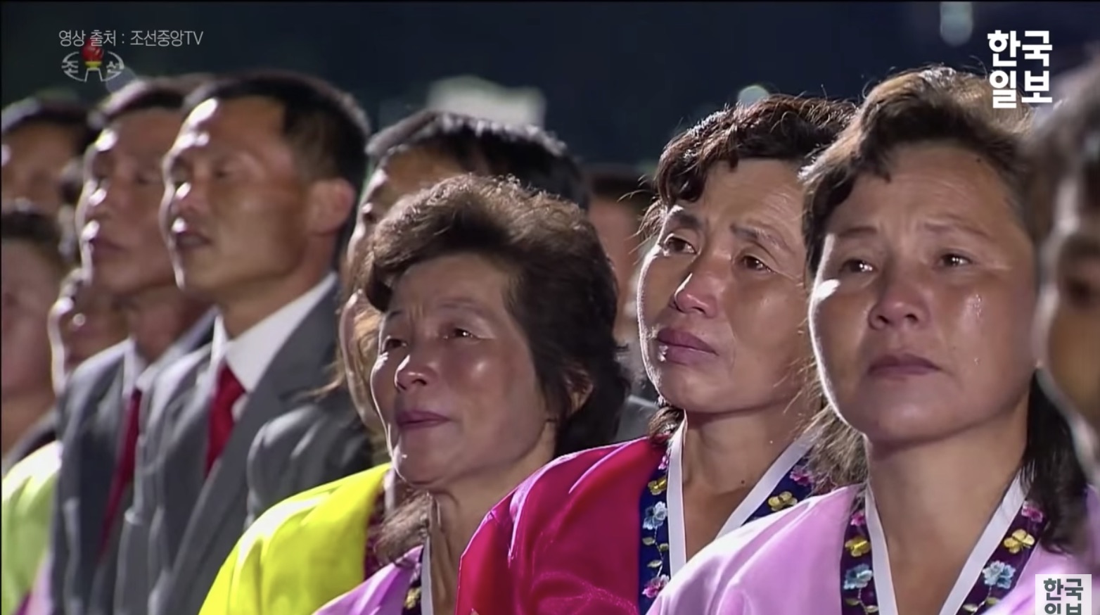 全體與會者在聆聽金正恩演說的過程中，感動到不斷流淚。（翻攝自《韓國日報》YouTube）