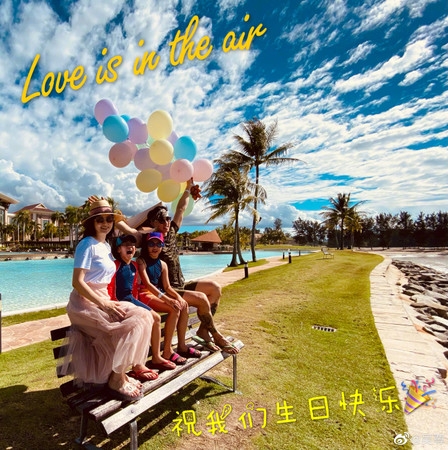 太幸福了，讓吳尊都忍不住要感恩，「感恩生命帶給我的一切。」（翻攝自吳尊微博）