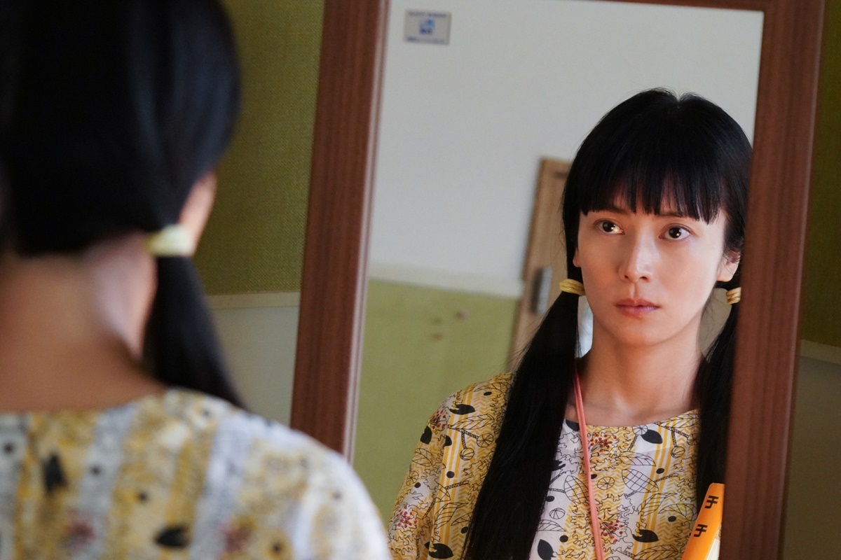 柴崎幸飾演一名因車禍沉睡25年的少女,醒來後已經35歲。(翻攝自my navi news)