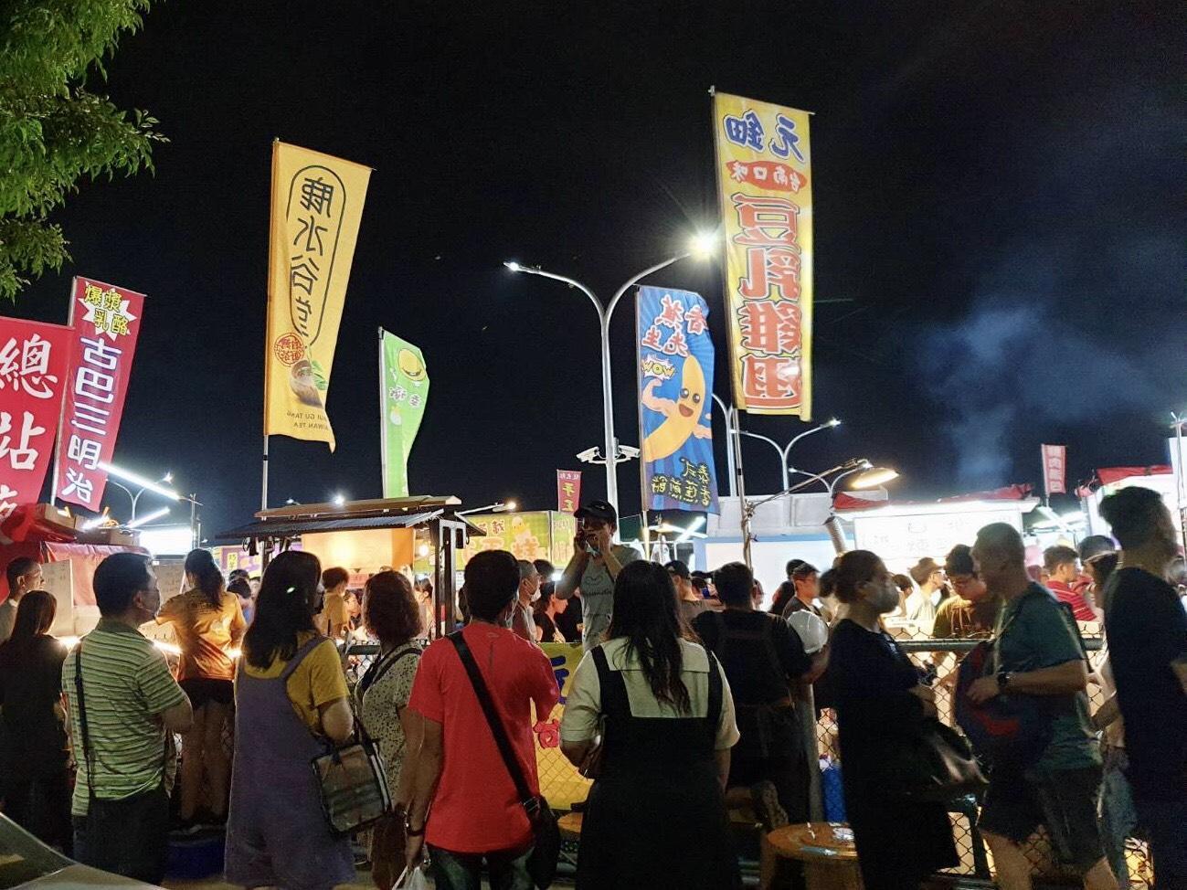 台中「總站夜市」私接電源導致跳電。(翻攝自台中市政府官網)