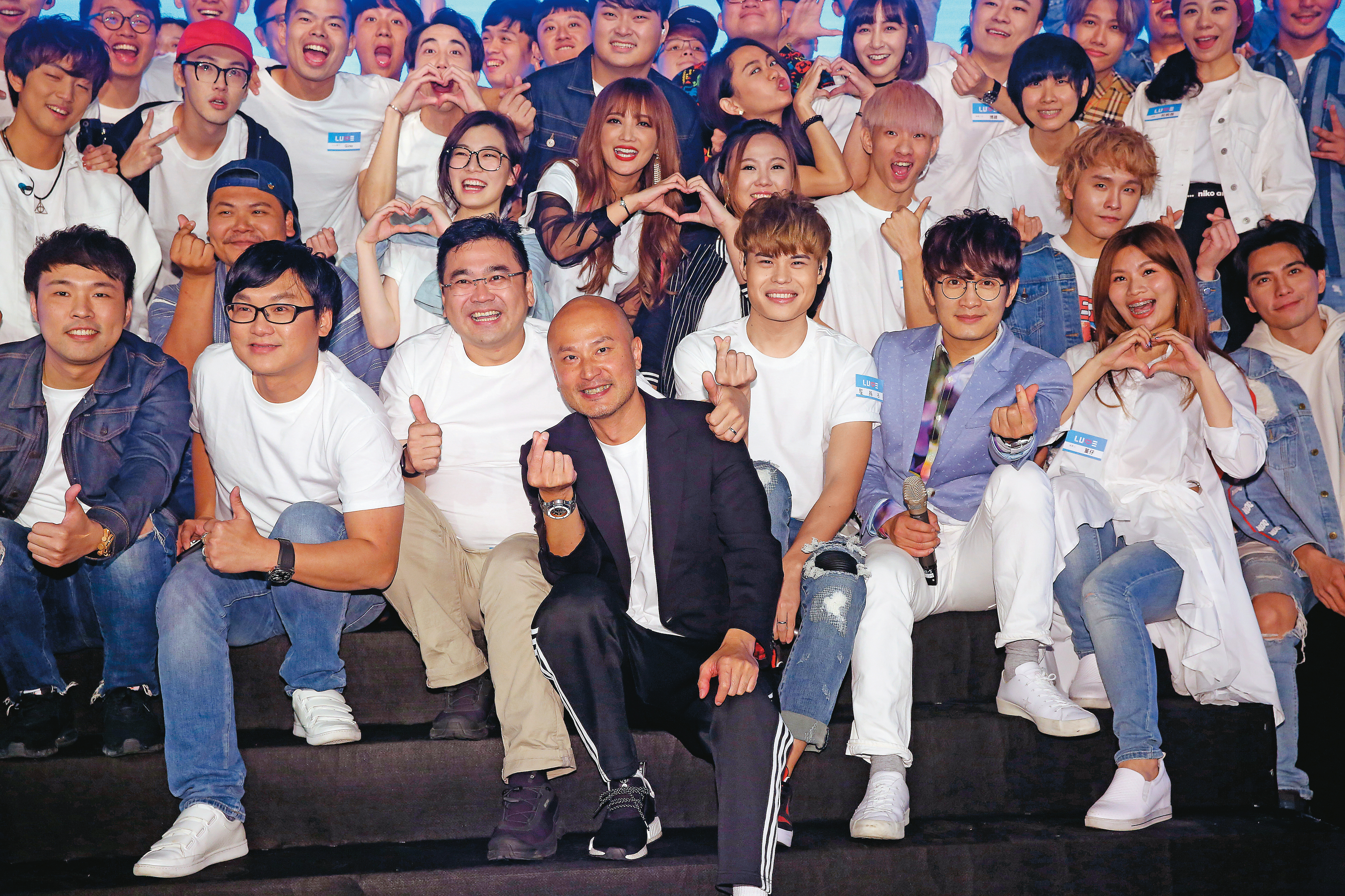 WEBTVASIA當時到台灣開設分公司，2018年還稱要成立LUVE影音平台，還找來聖結石等多名大咖YouTuber合作，聲勢十分浩大。