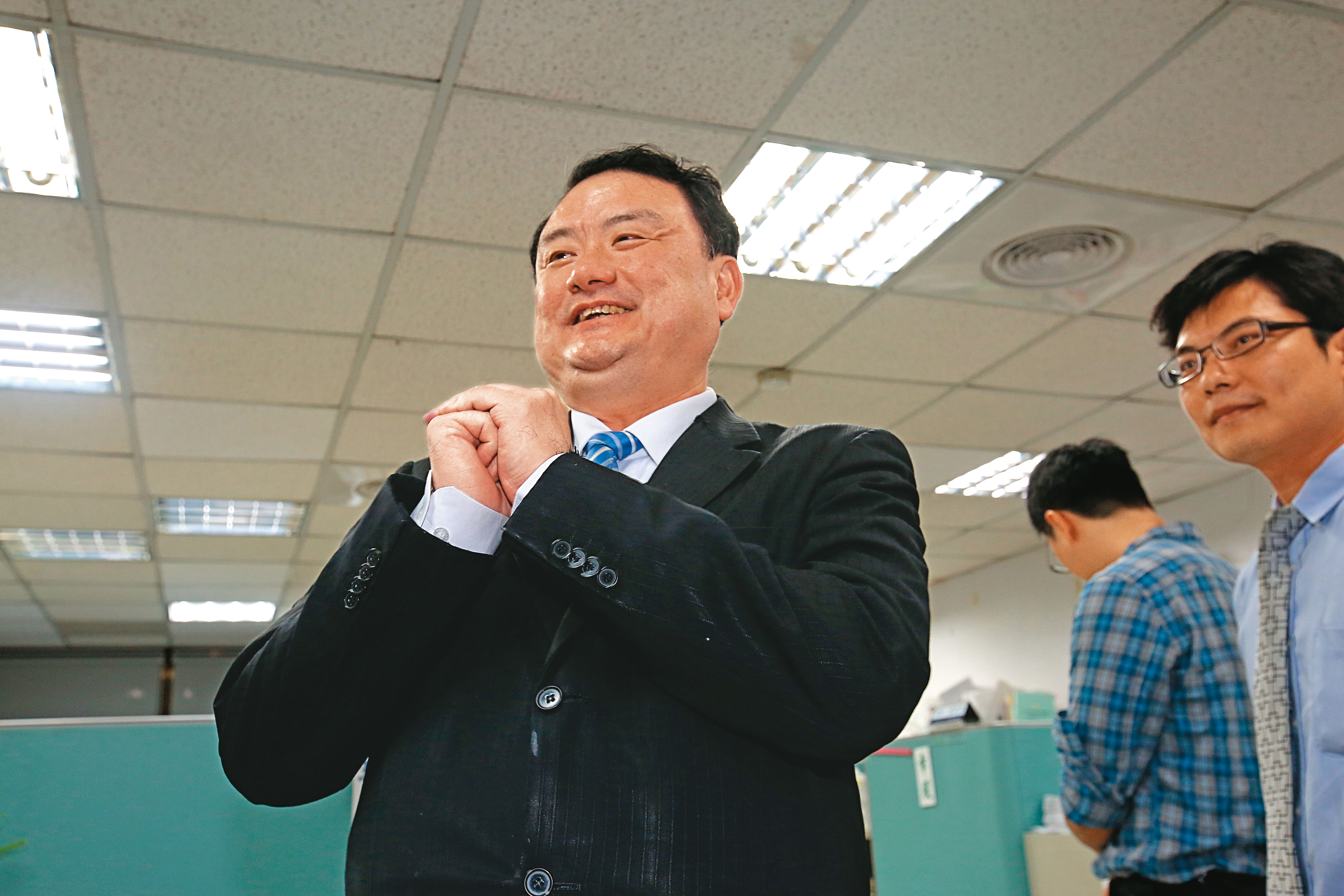 劉承武被視為全台最有名的檢察官，但也爭議不斷。