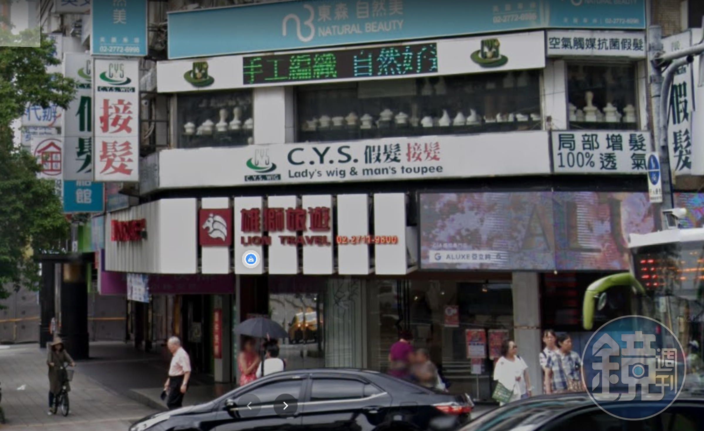 投資客劉媽媽位於東區的搶手三角窗店面，未有廠商願意長租，只能租給短期特賣會。（翻攝自Google Map）