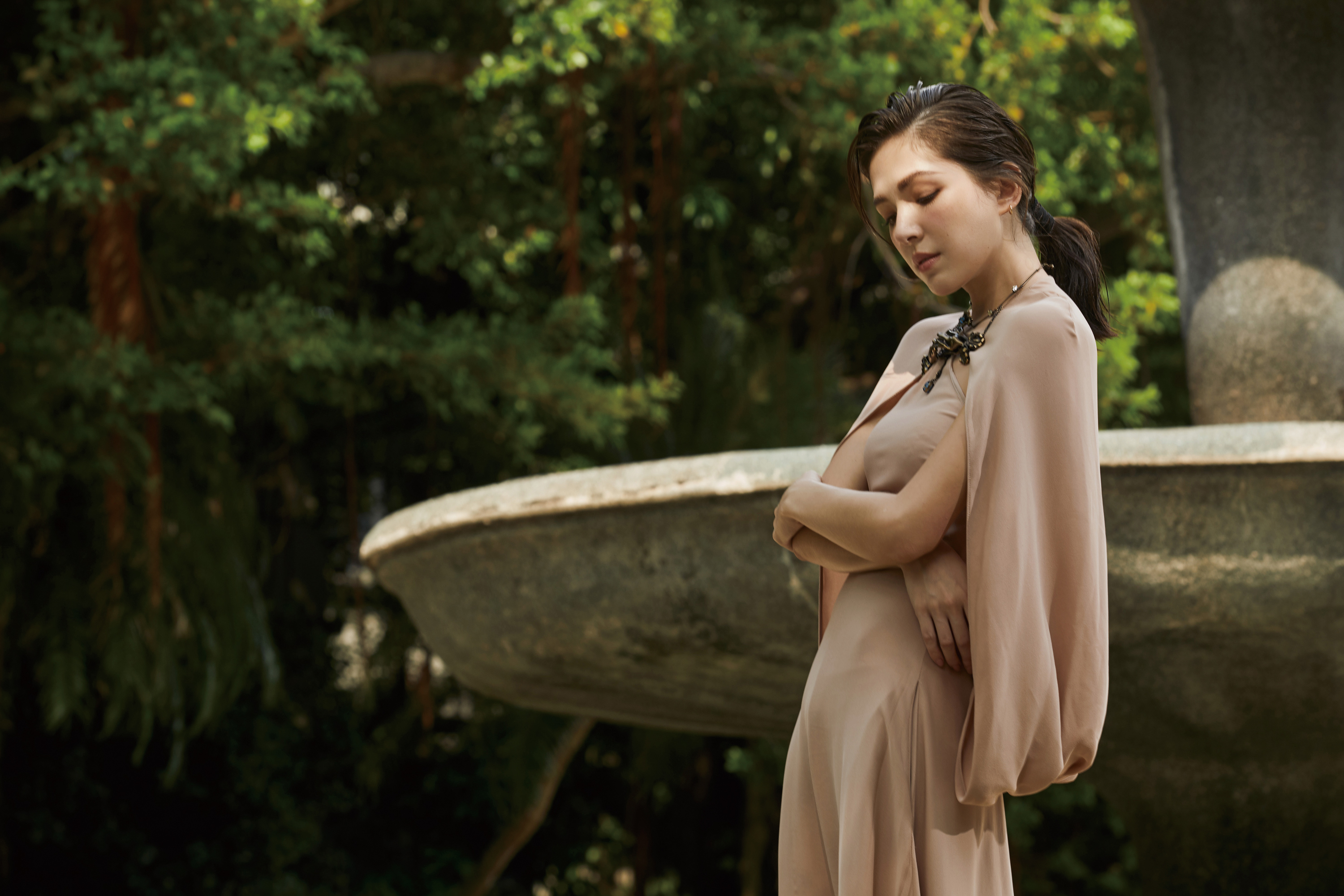 許瑋甯挑戰了舞台劇《我的大老婆》，從小螢幕到大螢幕再到真實的舞台，不一樣的演出讓她樂在其中。（潮旅Ciao）