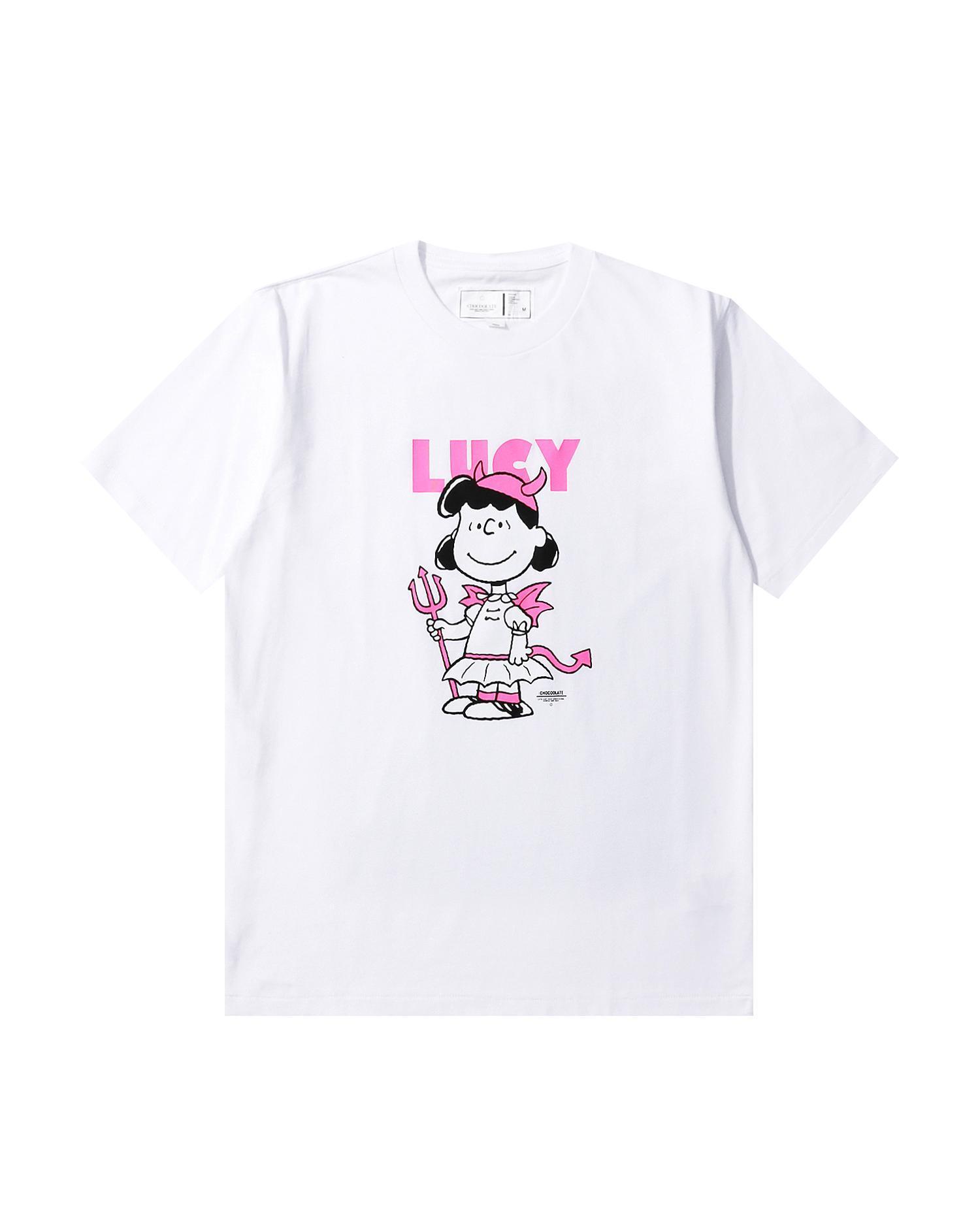 露西印花圖案T-shirt NT$1,099 :CHOCOOLATE x SNOOPY(:CHOCOOLATE提供)