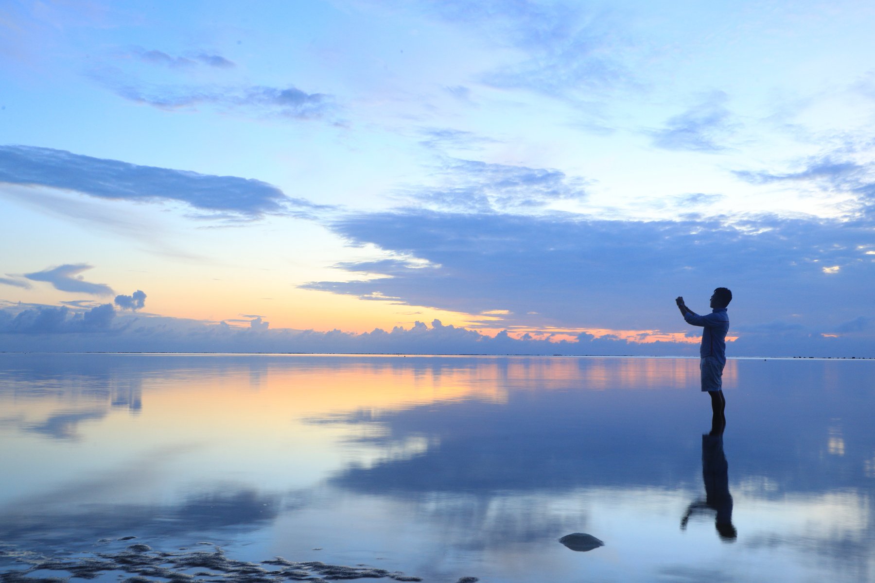 針對帛琉欲與我國建立旅遊泡泡，外交部長吳釗燮表示「成行機率大」。（翻攝自帛琉觀光局粉絲專頁）