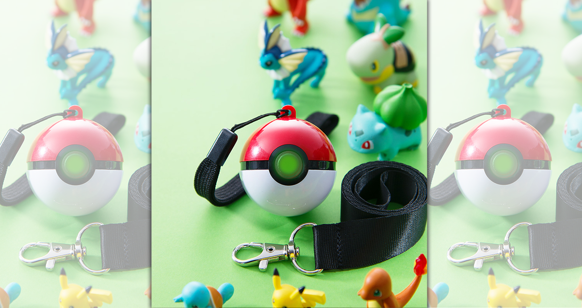 PChome 24h購物再度推出「寶可夢造型悠遊卡-3D精靈球」。（翻攝自PChome 24h購物）