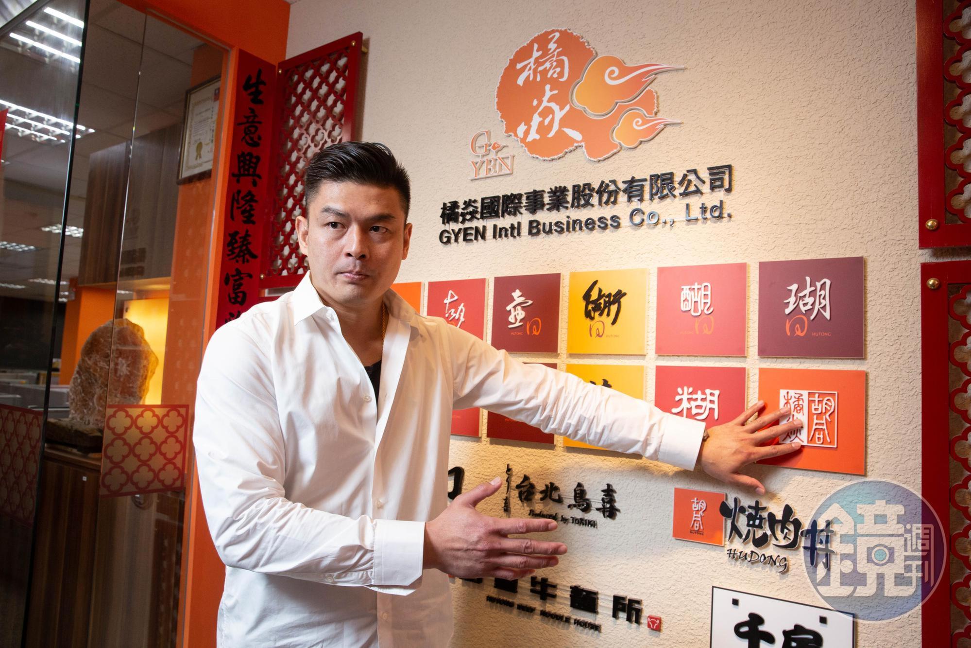 吳念忠念舊重情，太太從18歲交往至今，供應廠商也罕見地幾乎沒換過。