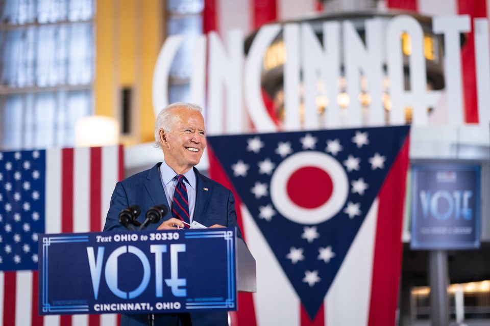 民主黨候選人拜登父子的貪腐醜聞，遭臉書和推特封鎖。（翻攝自Joe Biden粉絲專頁）