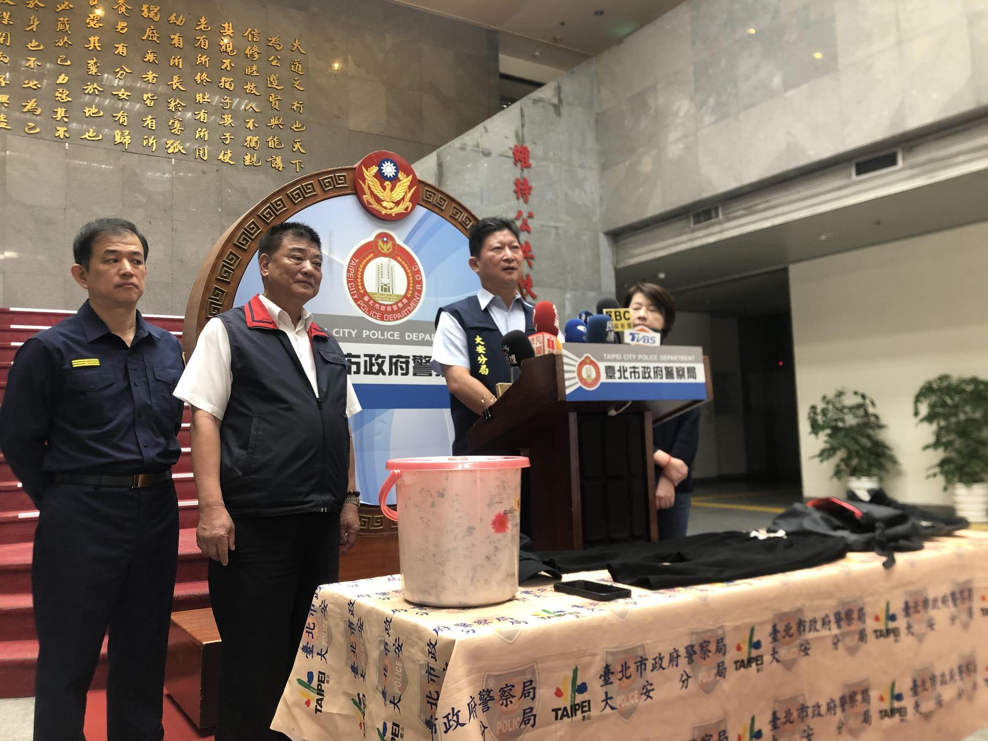 保護傘餐廳潑糞案又逮到3名共犯，檢警還在過濾是否有漏網之魚。（台北市政府警察局提供）