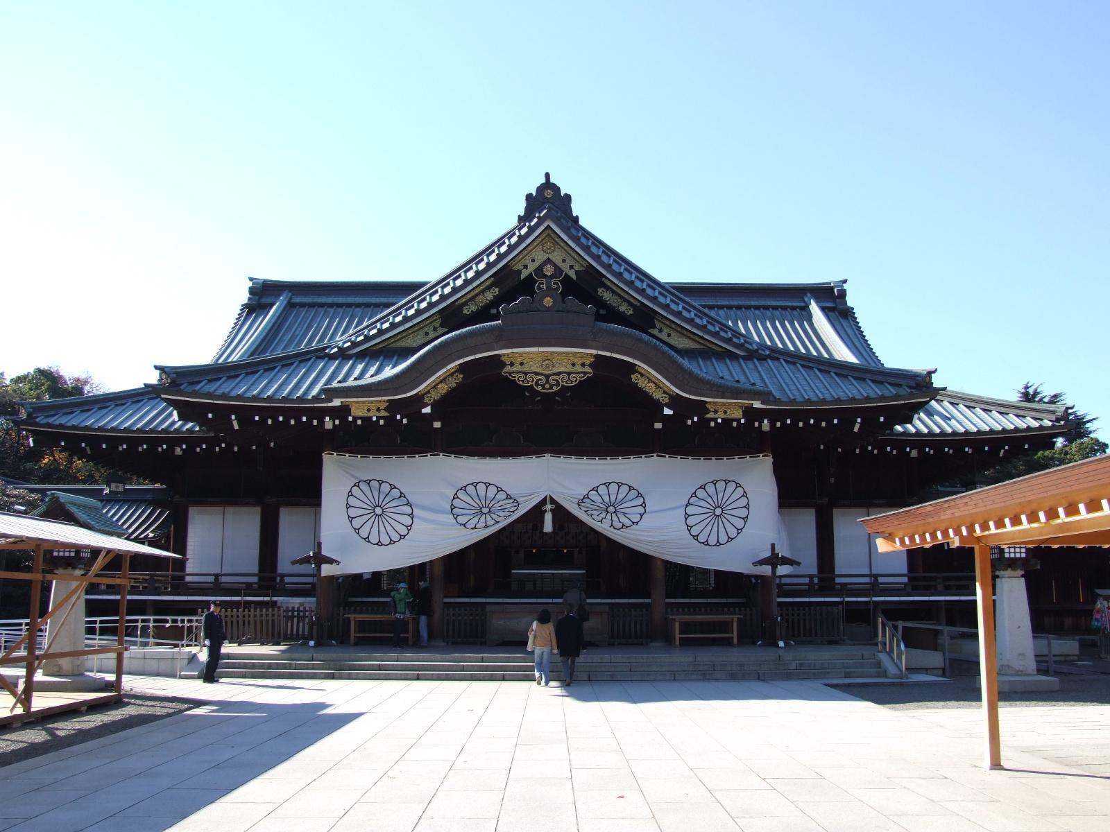 中國出版社推出了一款日本旅遊攻略書籍，封面一角放上靖國神社，點燃大批中國網友怒火。（翻攝自wikiwand）