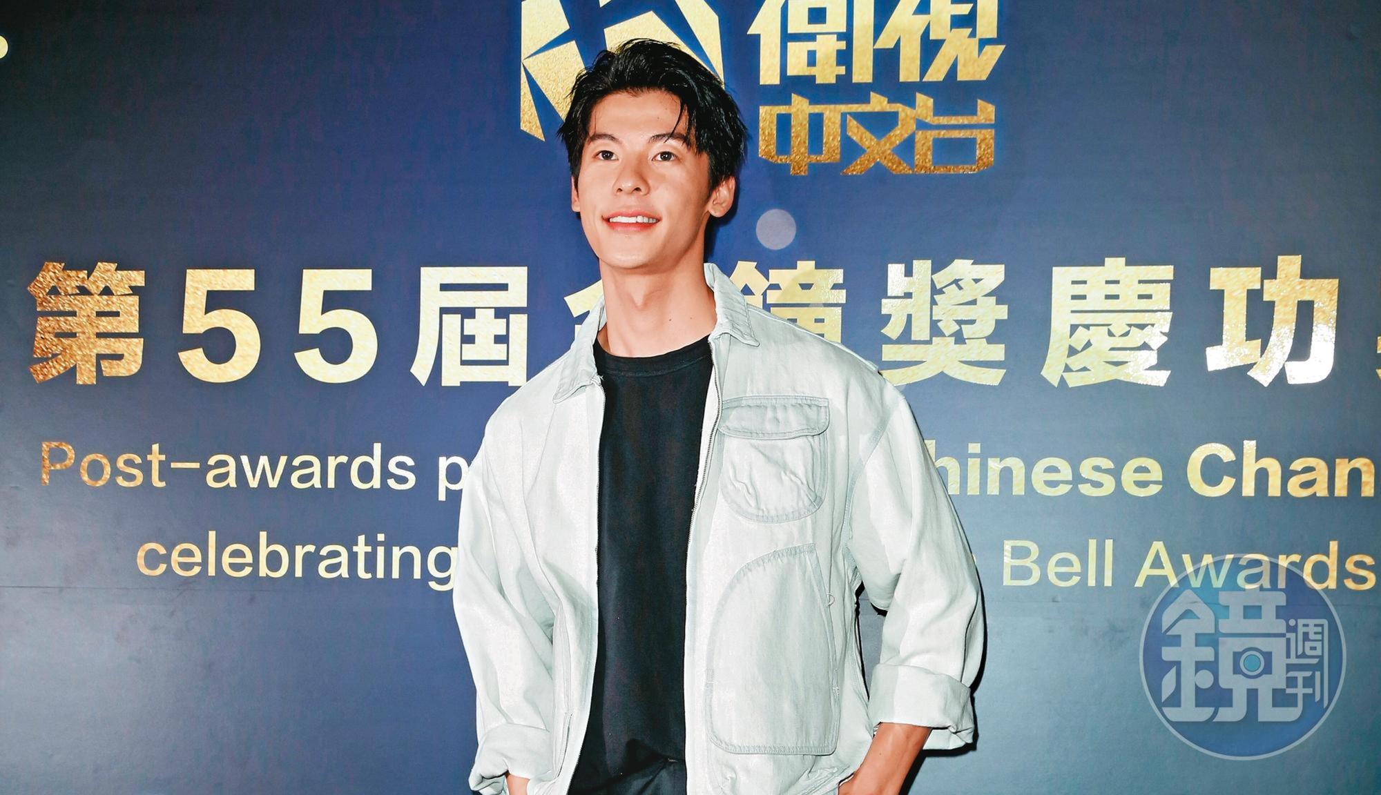 許光漢人氣超旺,金鐘獎雖然槓龜,卻有來自韓國、中國大陸及港澳星馬等地粉絲湧進直播聊天室為他助威。