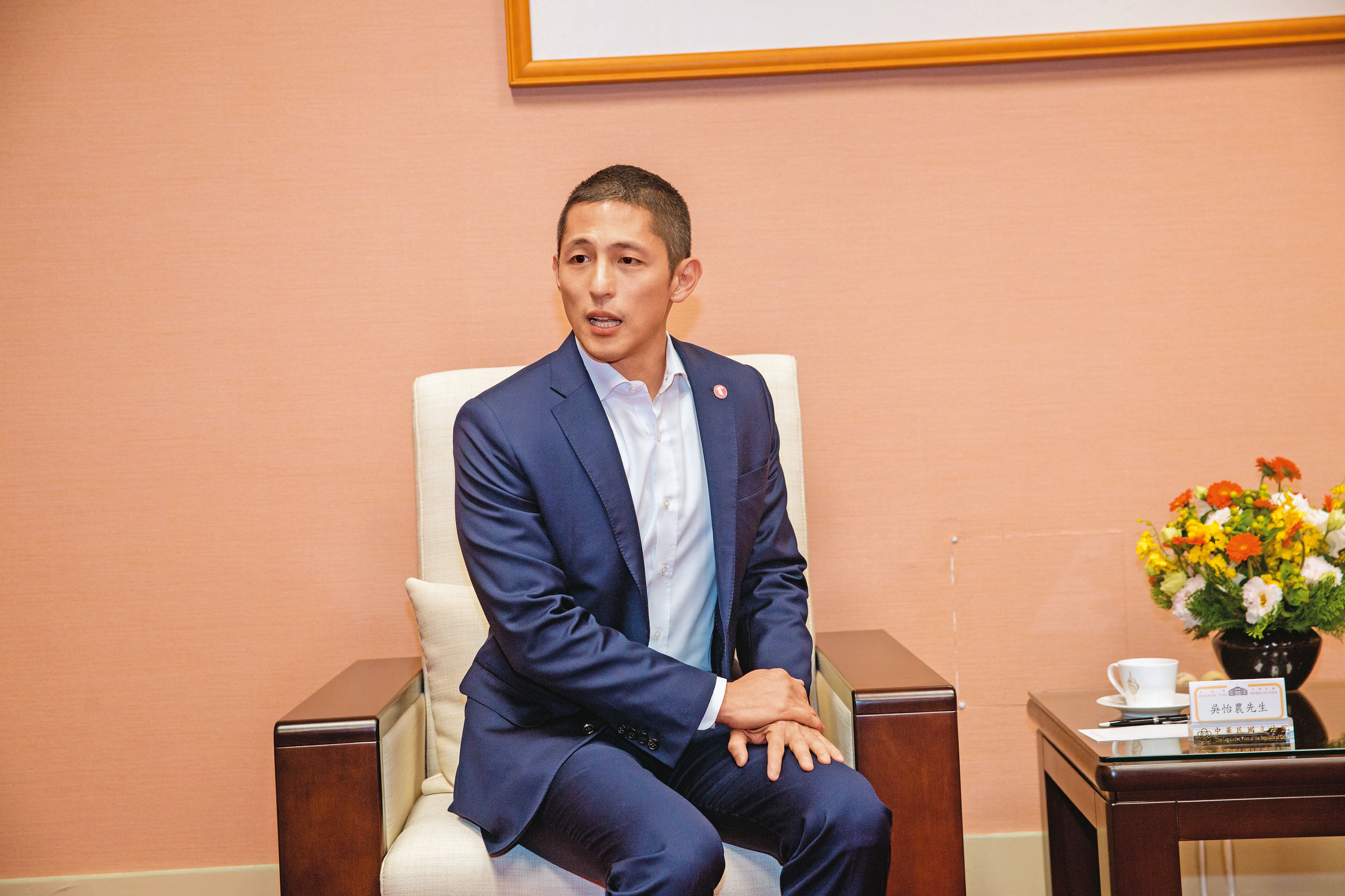 近日台海情勢緊張，吳怡農提倡籌組「國土防衛部隊」、全民在家當兵。